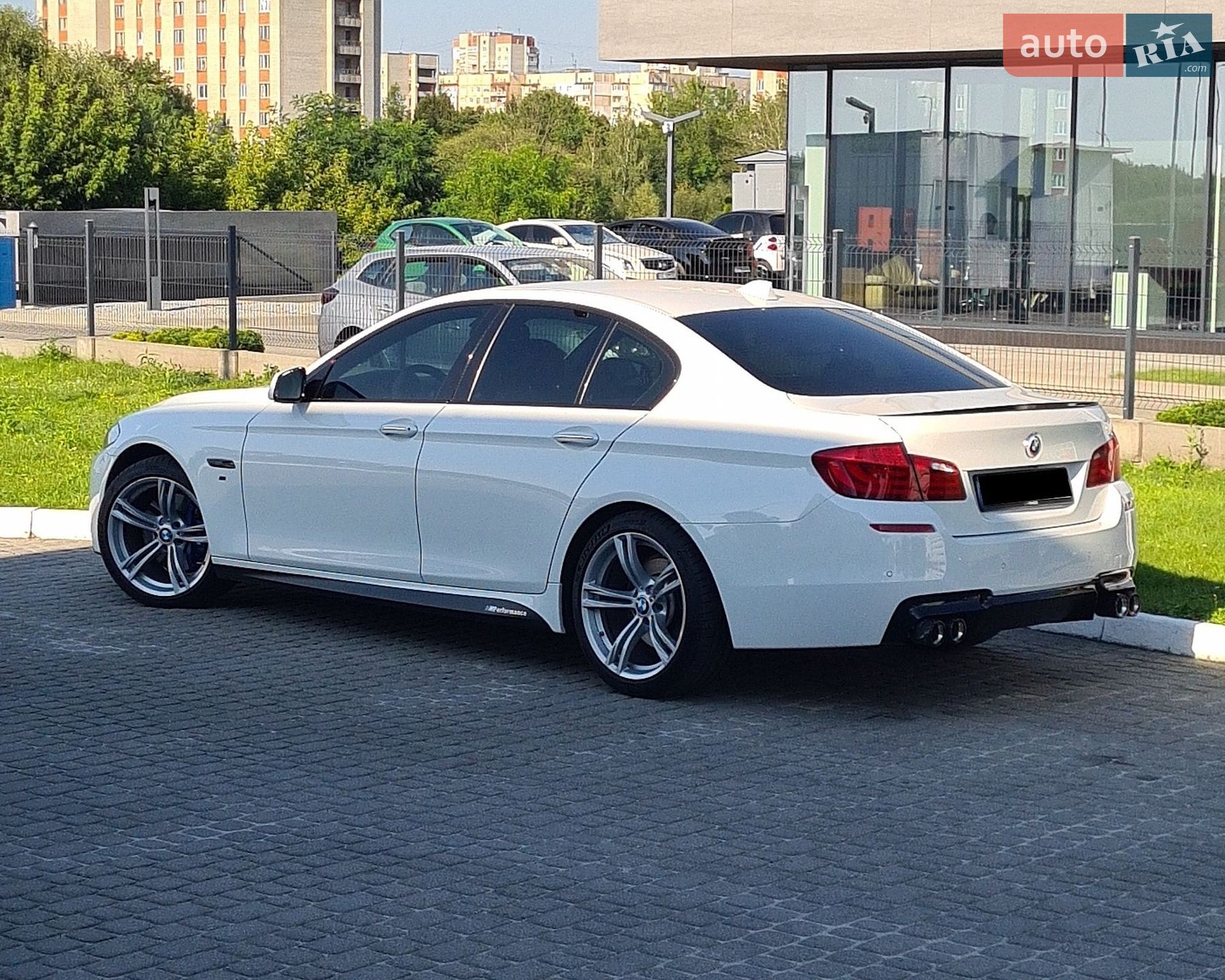 BMW 5 Series 2011 VIN WBAFR11070C858940 фото оголошення 44 з 44