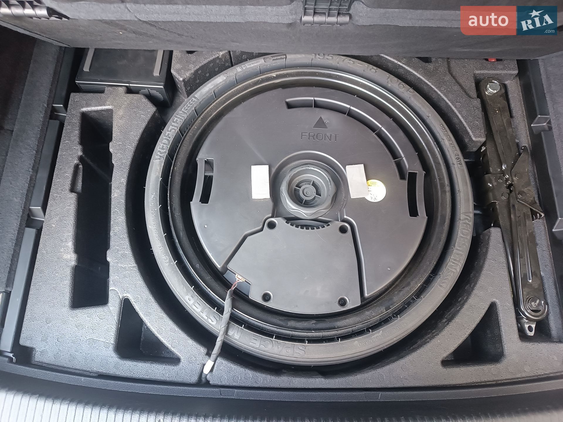 Audi Q5 2019 VIN WA1ANAFYXL2026584 фото оголошення 13 з 33
