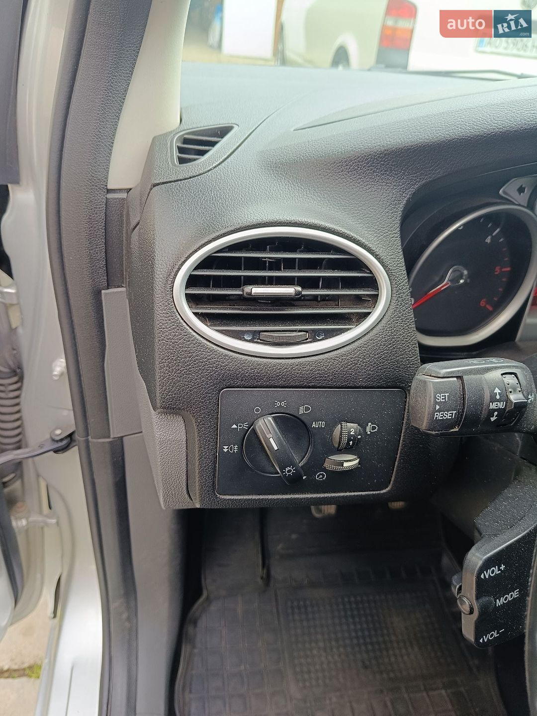 Ford Focus 2008 VIN WF0SXXGCDS8E65078 фото оголошення 15 з 21