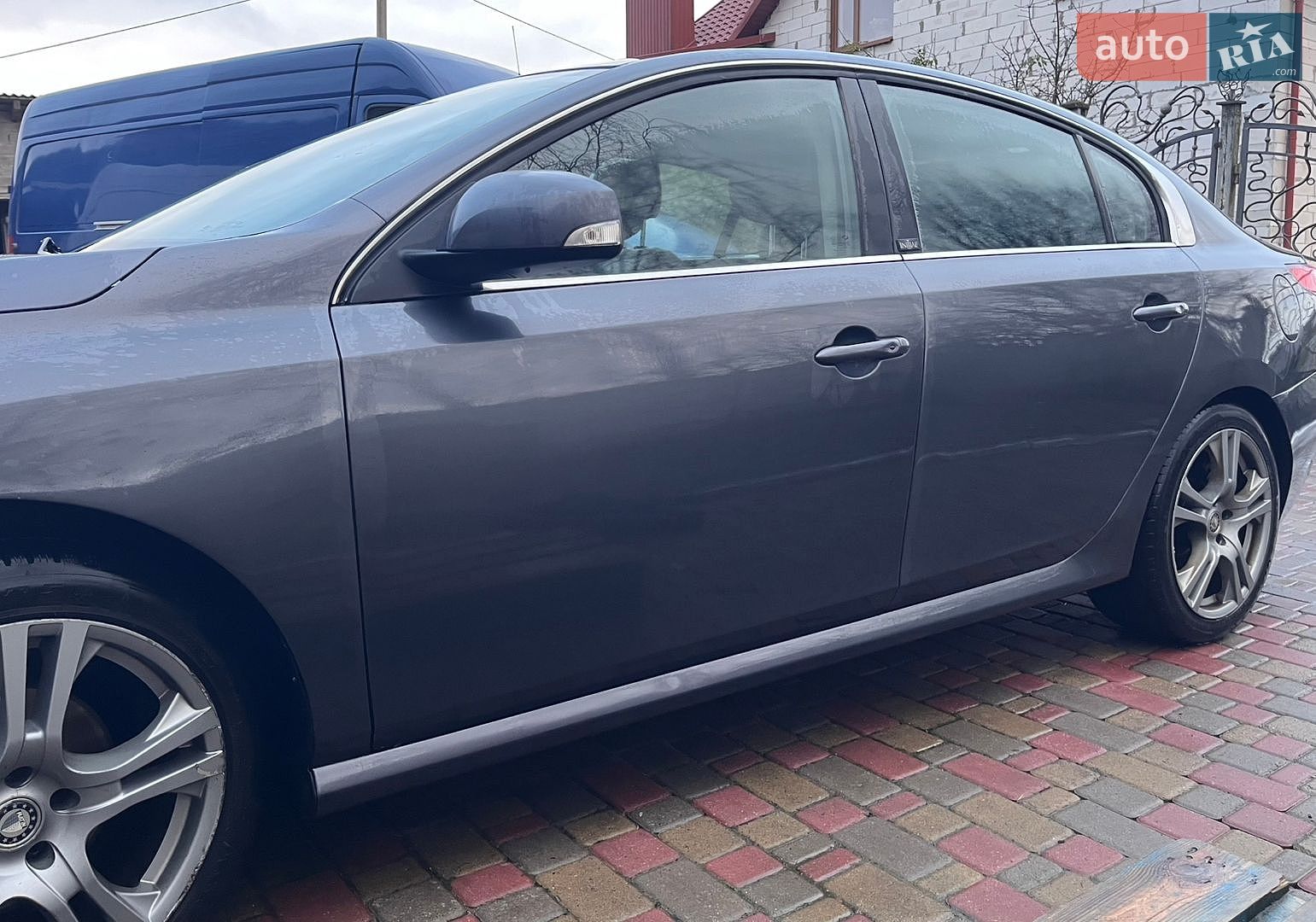 Renault Latitude 2011 VIN VF1LTF006UC250856 фото оголошення 3 з 16