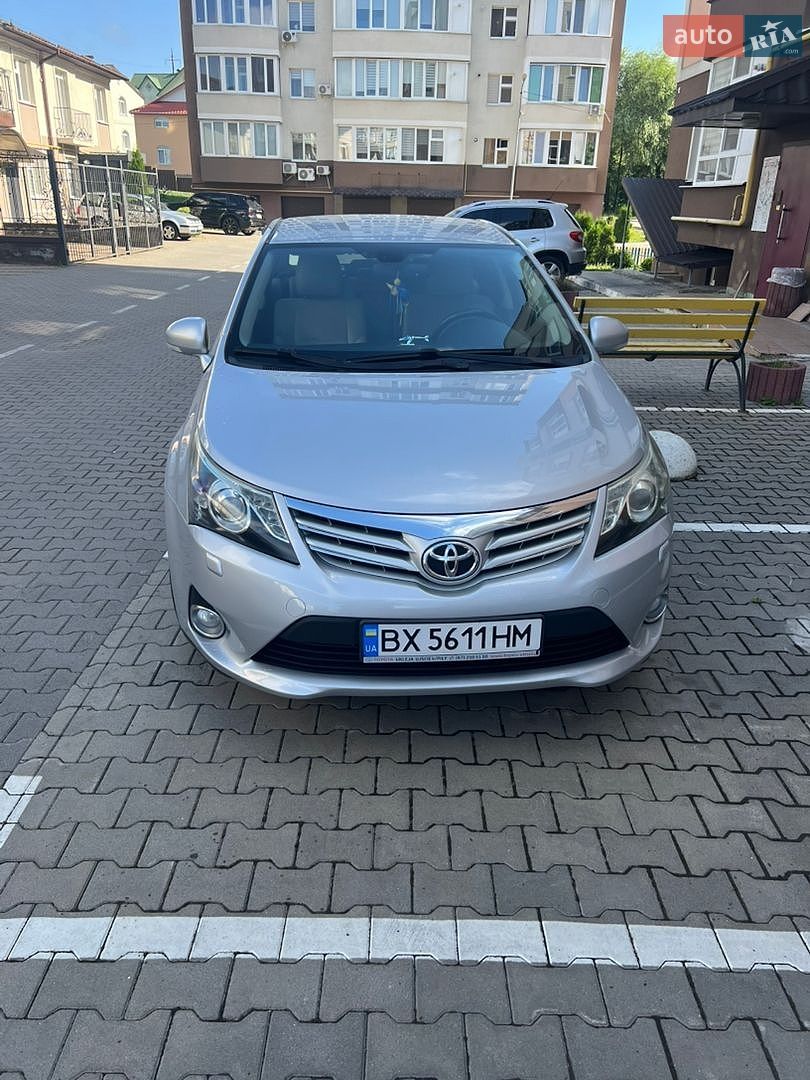Toyota Avensis 2014 VIN SB1BB76LX0E041630 фото оголошення 5 з 9