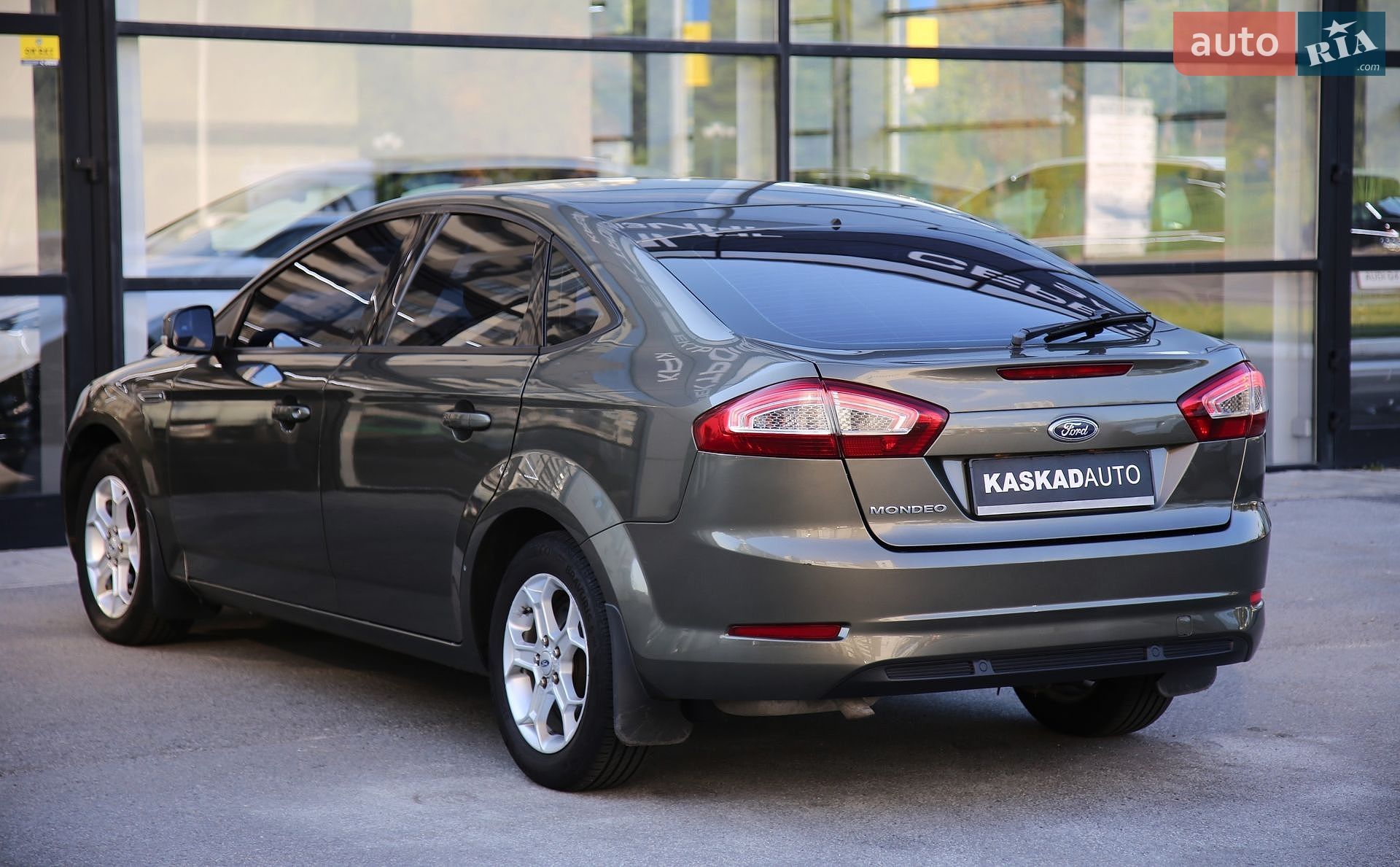 Ford Mondeo 2013 VIN WF0EXXGBBEDP26497 фото оголошення 4 з 21