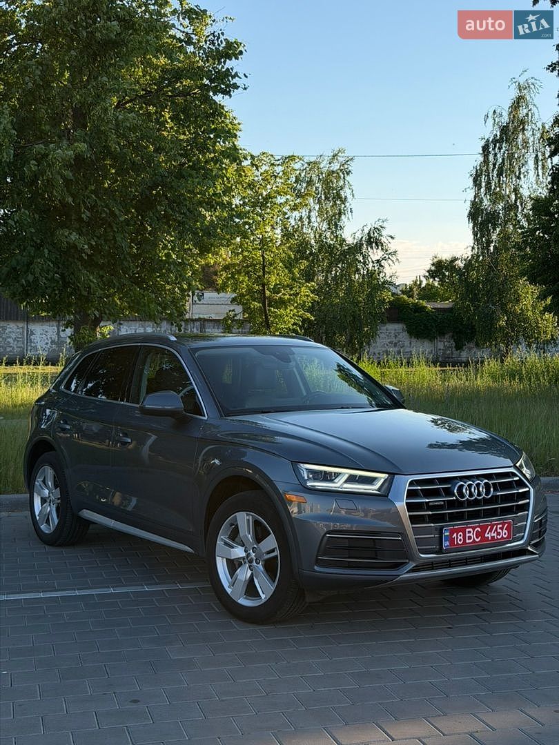 Audi Q5 2018 VIN WA1BNAFY7J2121962 фото оголошення 2 з 20