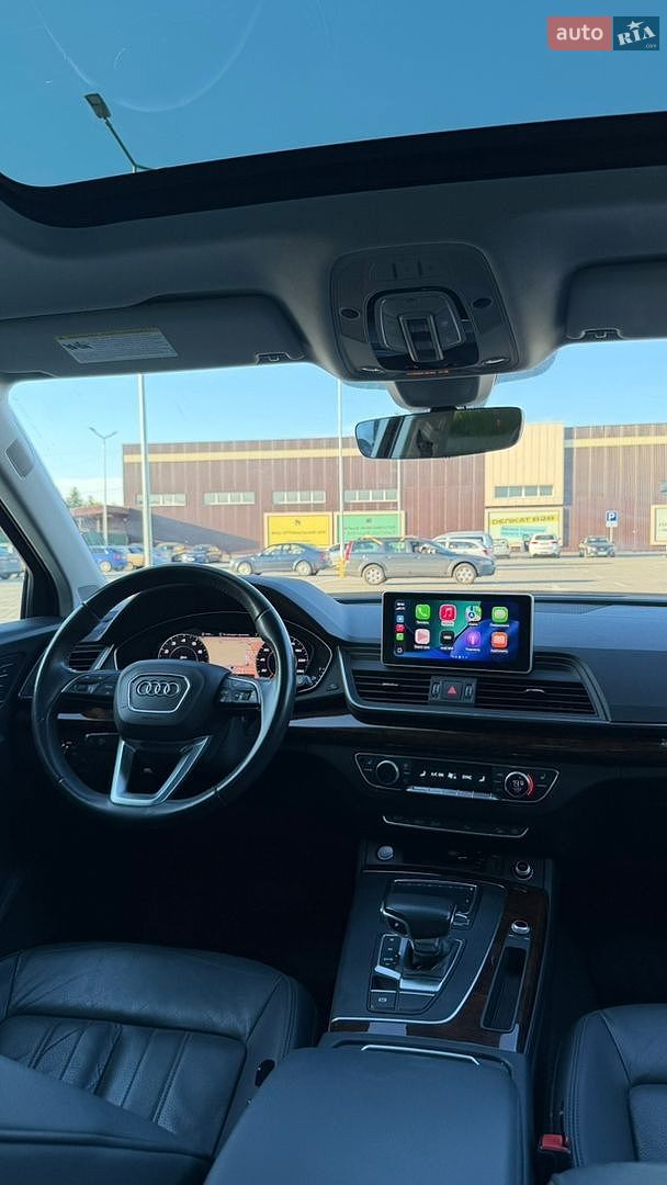 Audi Q5 2018 VIN WA1BNAFY7J2121962 фото оголошення 8 з 20