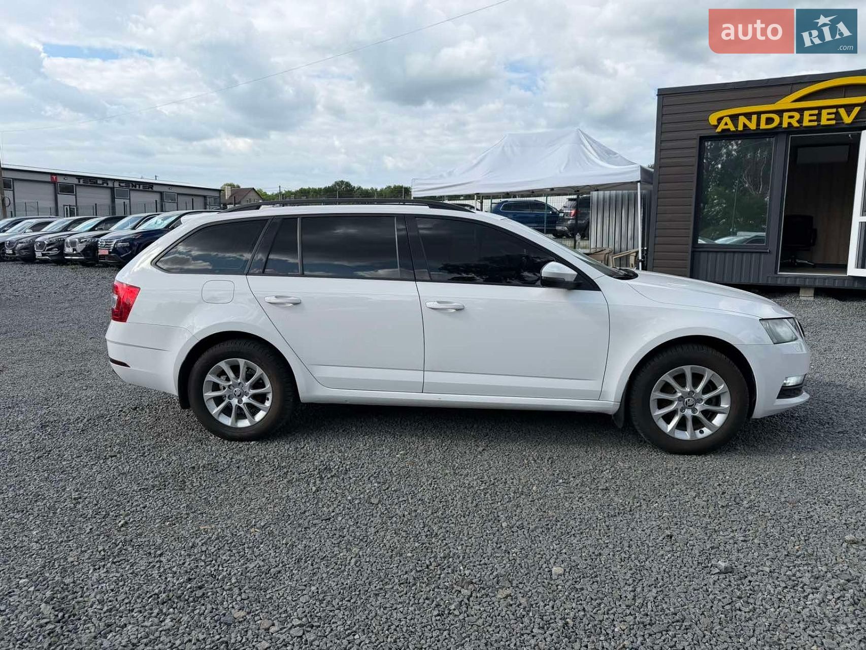 Skoda Octavia 2017 VIN TMBJG7NE6J0150192 фото оголошення 3 з 7