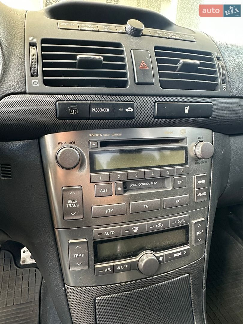 Toyota Avensis 2004 VIN SB1BR56L80E070446 фото оголошення 5 з 18