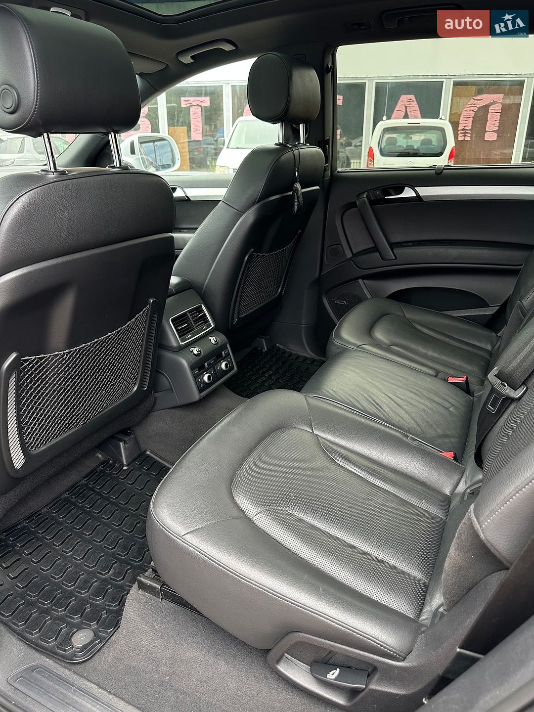Audi Q7 2015 VIN WA1DGAFE1FD017357 фото оголошення 9 з 37