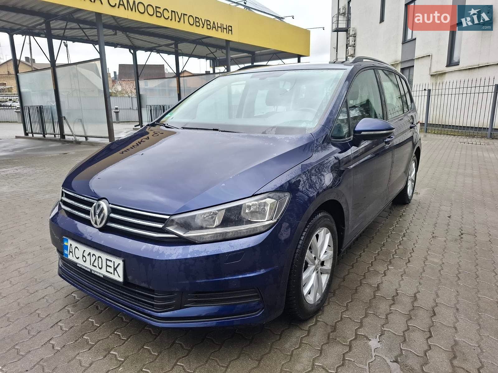Volkswagen Touran 2017 VIN WVGZZZ1TZHW088182 фото оголошення 14 з 34