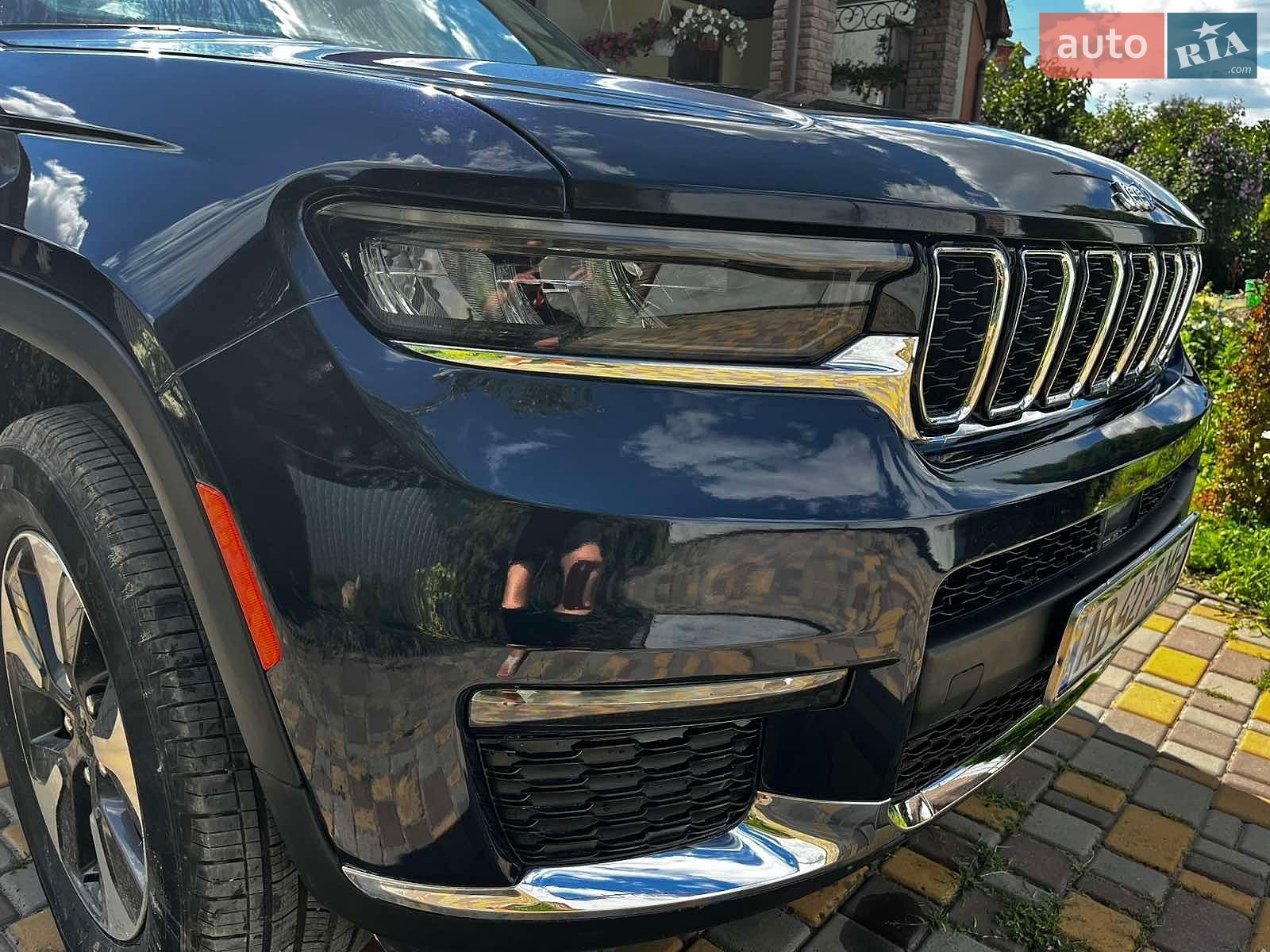 Jeep Grand Cherokee 2022 VIN 1C4RJYB67N8747883 фото оголошення 5 з 26