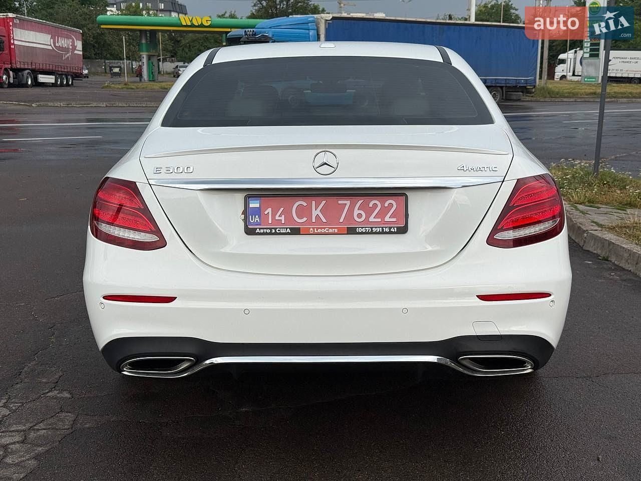 Mercedes-Benz E-Class 2016 VIN WDDZF4KB9HA191330 фото оголошення 4 з 13
