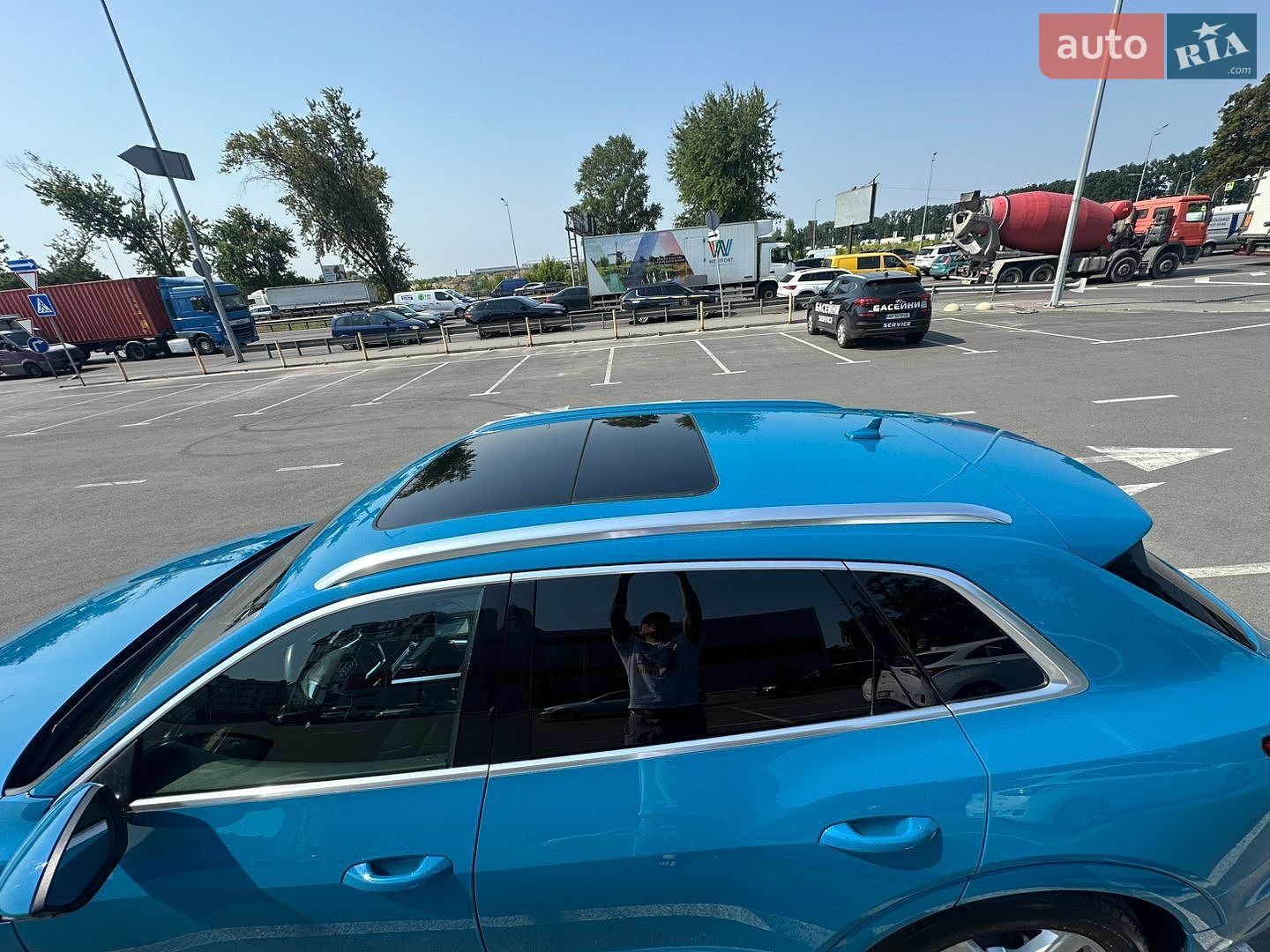 Audi e-tron 2019 VIN WA1LAAGEXKB009663 фото оголошення 5 з 18
