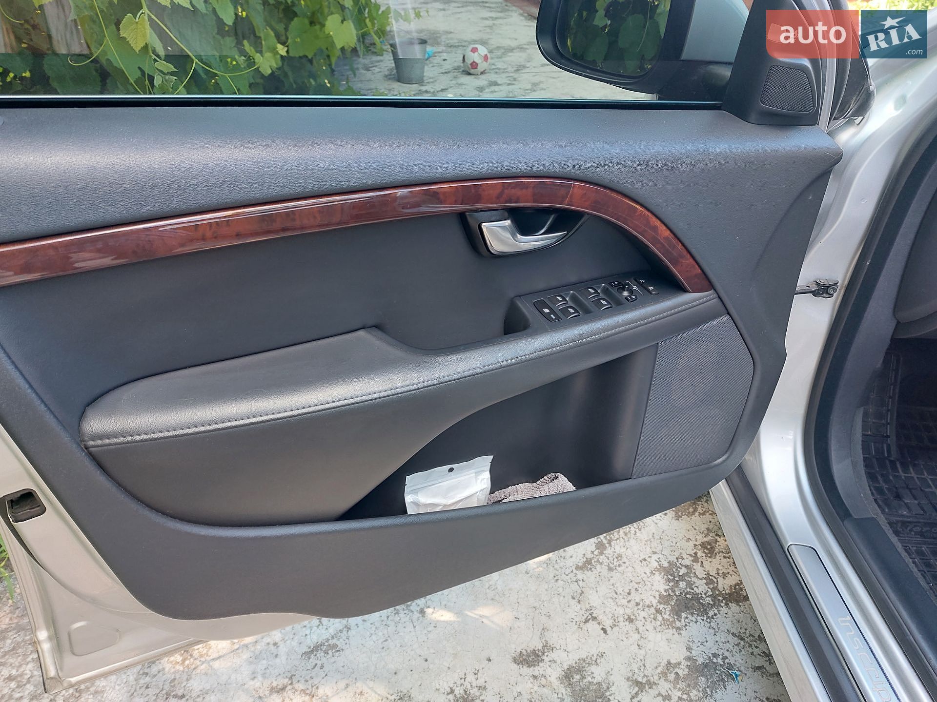 Volvo S80 2014 VIN YV1AS82K0E1182307 фото оголошення 20 з 41