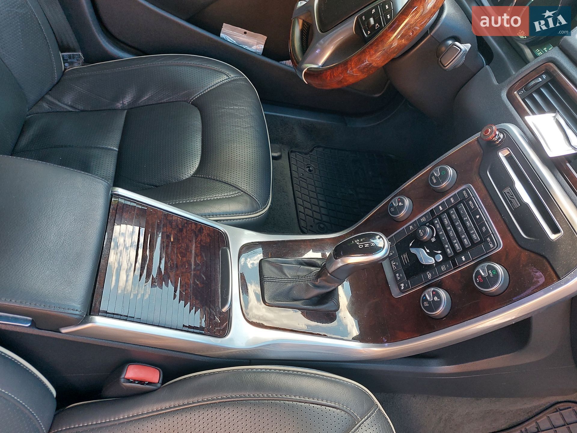 Volvo S80 2014 VIN YV1AS82K0E1182307 фото оголошення 31 з 41