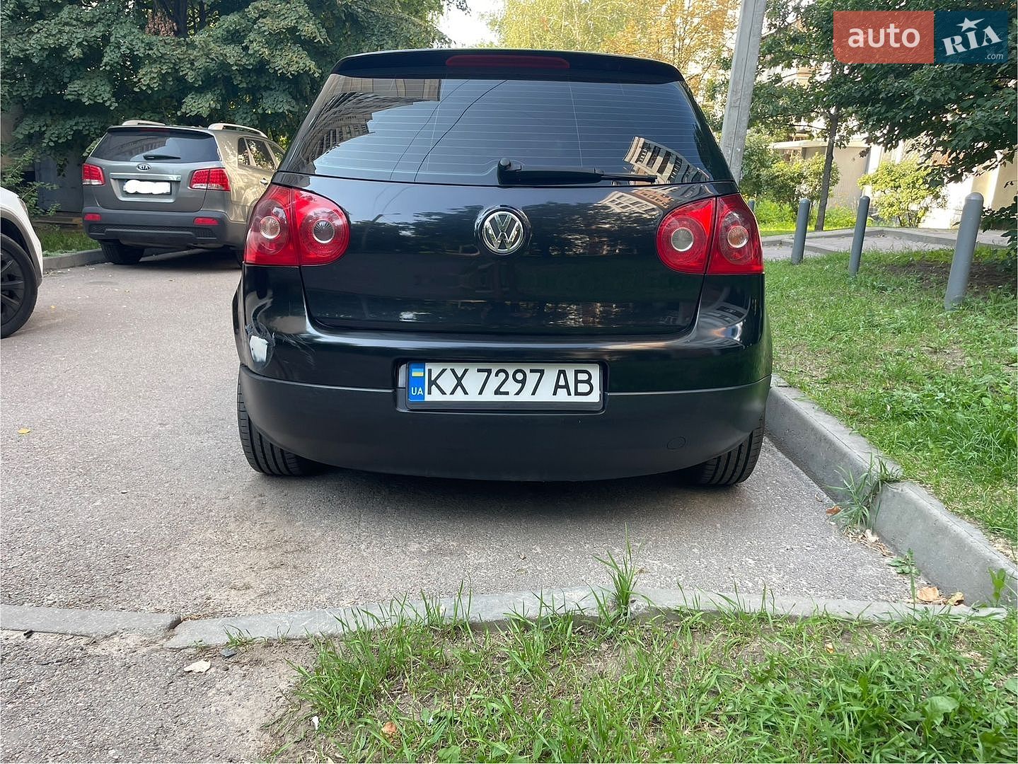 Volkswagen Golf 2003 VIN WVWZZZ1KZ4W011077 фото оголошення 2 з 6