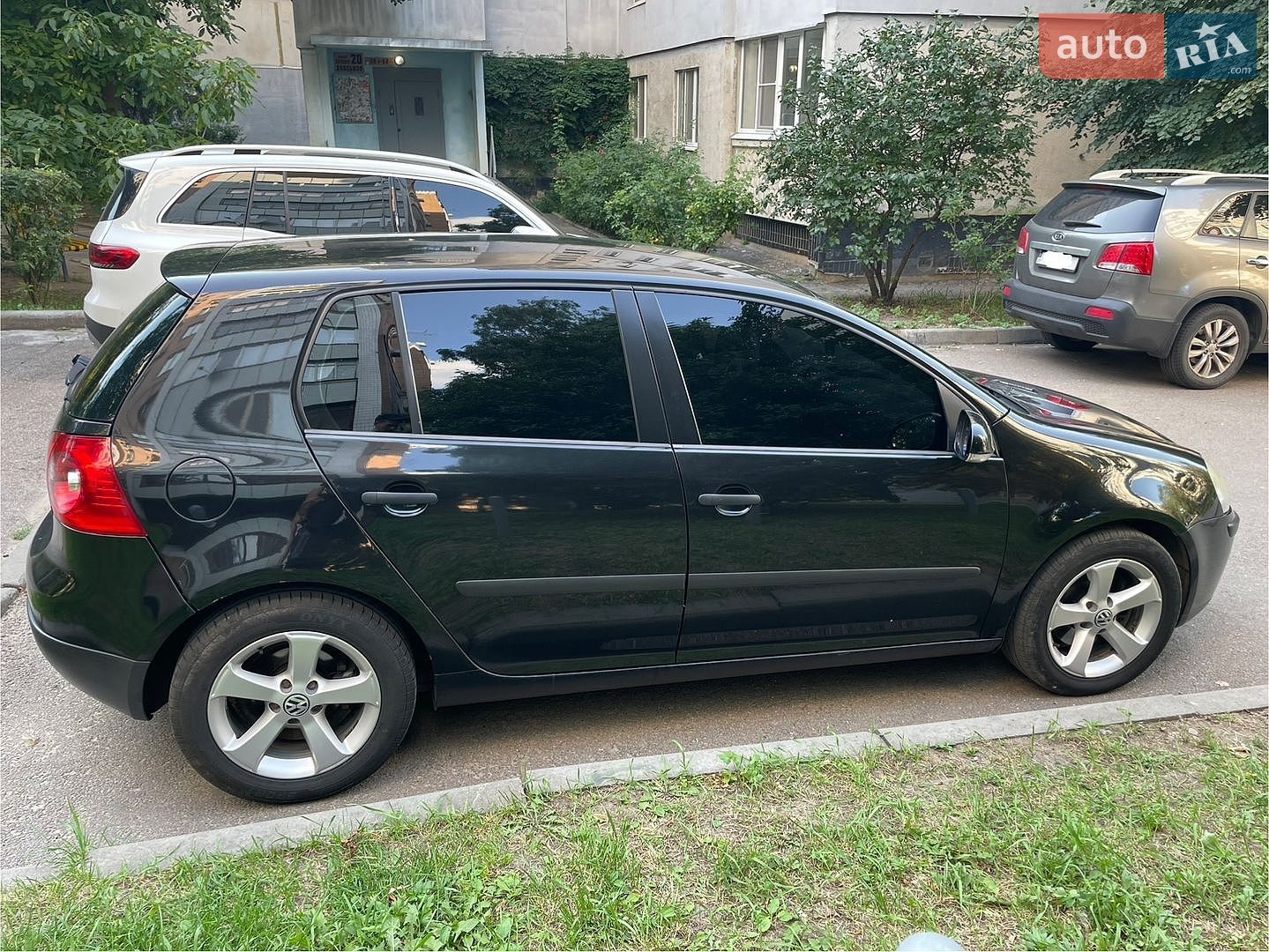 Volkswagen Golf 2003 VIN WVWZZZ1KZ4W011077 фото оголошення 3 з 6