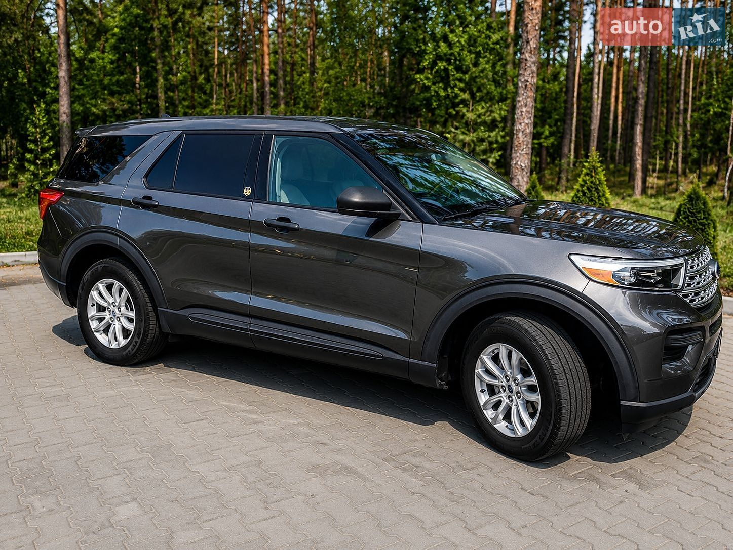 Ford Explorer 2019 VIN 1FMSK8BH0LGA95655 фото оголошення 18 з 23