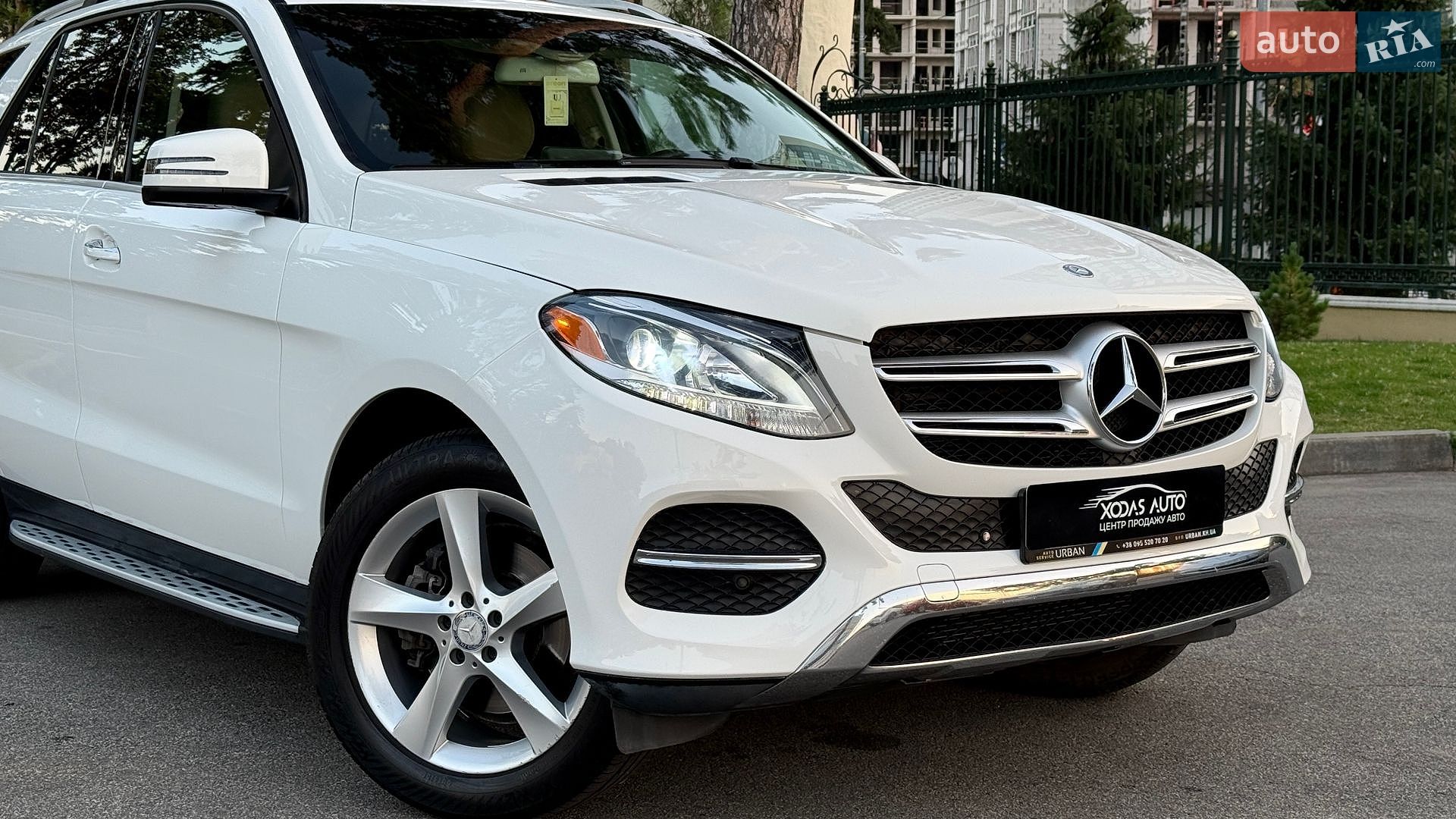 Mercedes-Benz GLE-Class 2016 VIN 4JGDA5HB1GA802624 фото оголошення 6 з 40