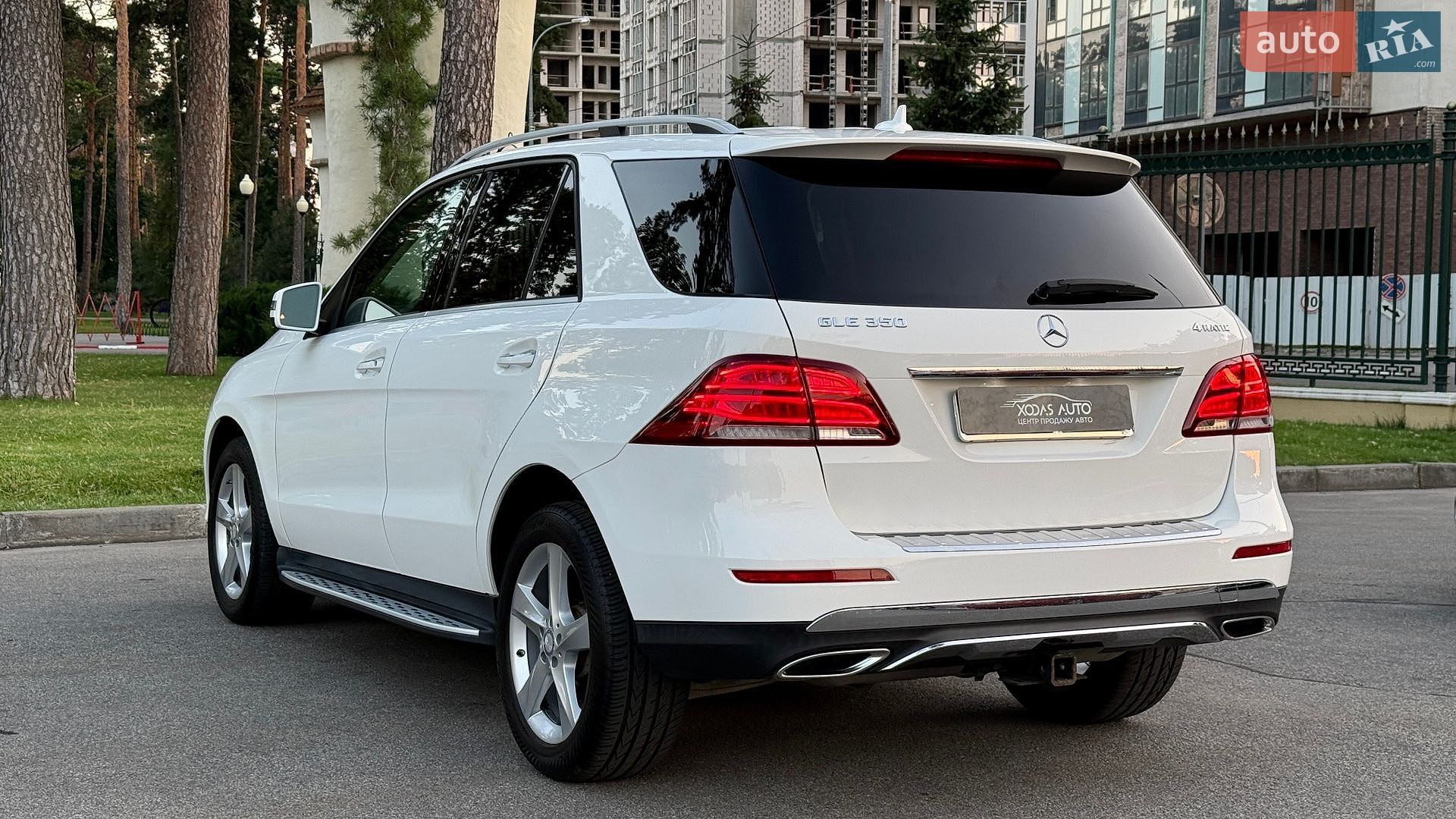 Mercedes-Benz GLE-Class 2016 VIN 4JGDA5HB1GA802624 фото оголошення 12 з 40
