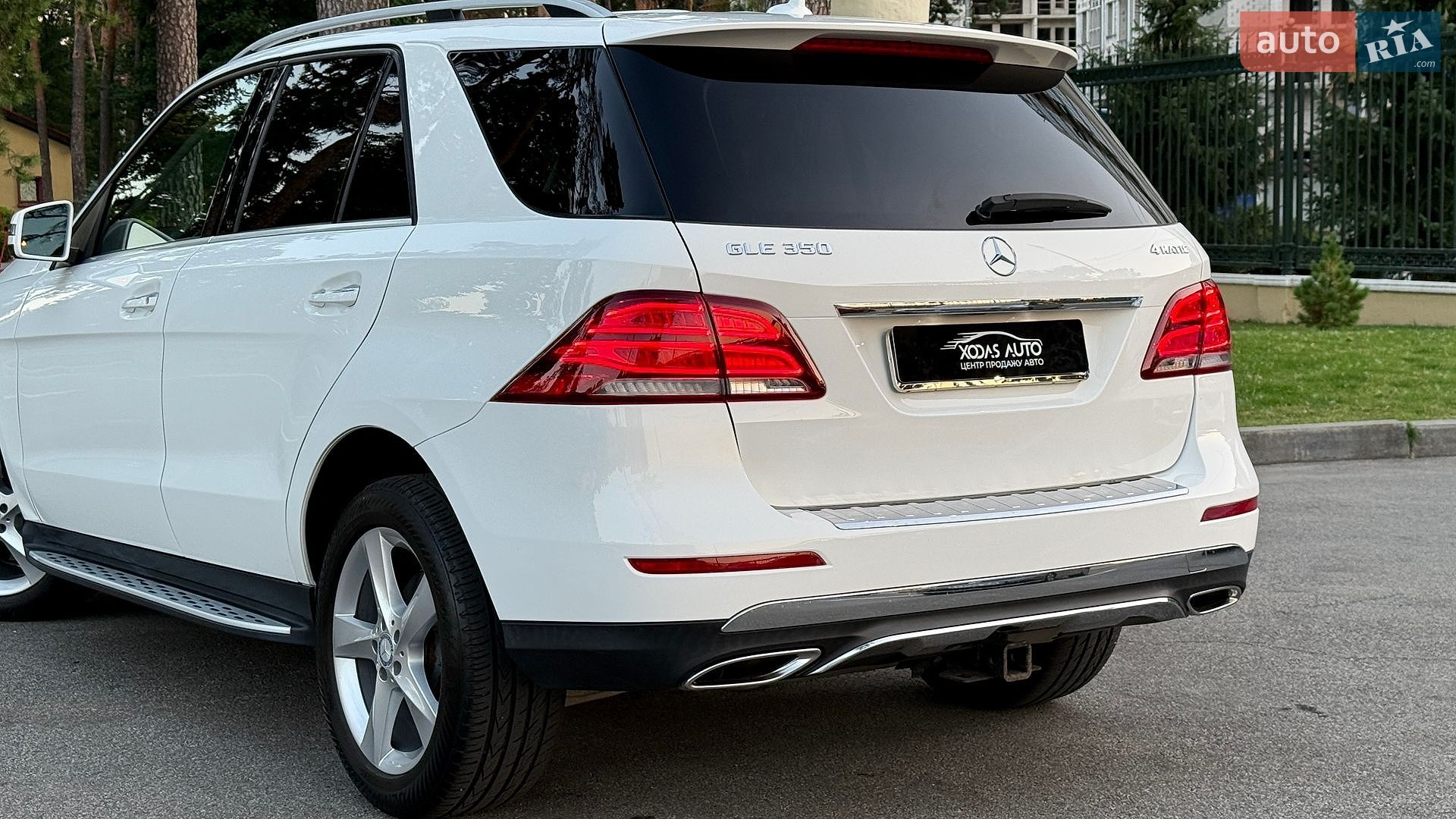 Mercedes-Benz GLE-Class 2016 VIN 4JGDA5HB1GA802624 фото оголошення 13 з 40
