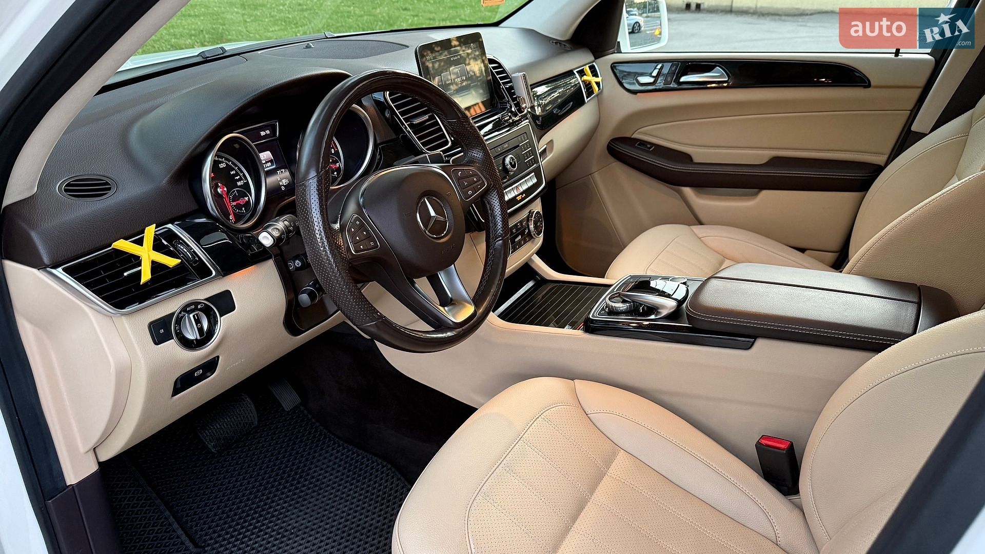 Mercedes-Benz GLE-Class 2016 VIN 4JGDA5HB1GA802624 фото оголошення 16 з 40