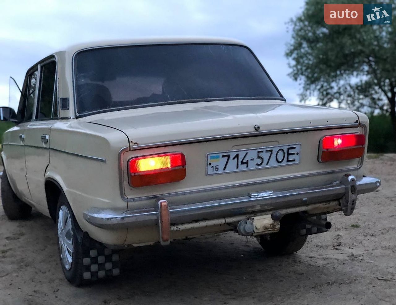 ВАЗ / Lada 2103 1982 VIN XTA210330C1271619 фото оголошення 2 з 9