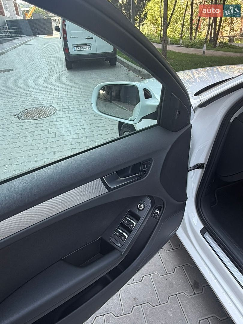Audi A4 2014 VIN WAUZZZ8K1FA019812 фото оголошення 14 з 17