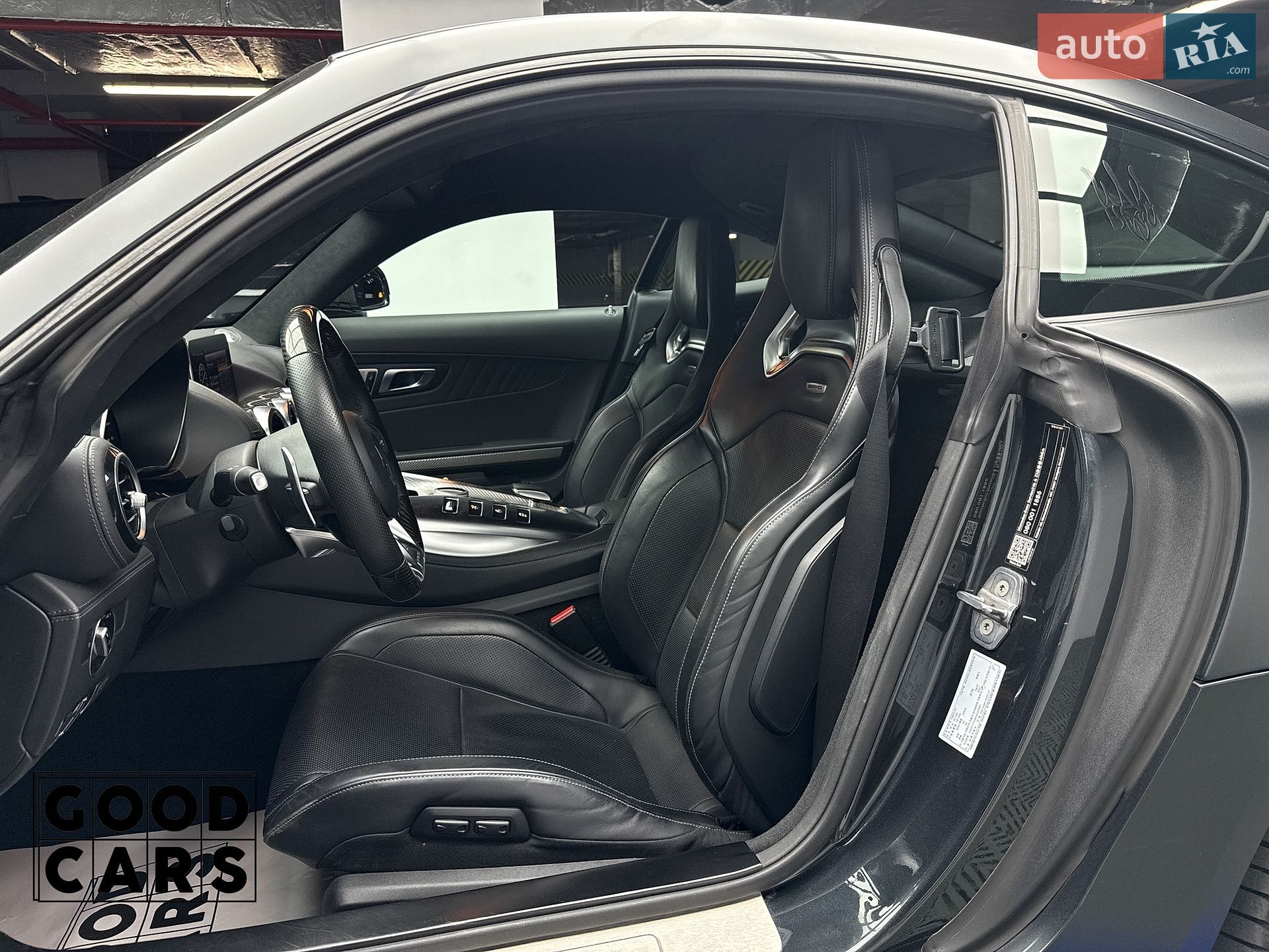 Mercedes-Benz AMG GT 2019 VIN WDDYJ7HA8KA024961 фото оголошення 28 з 39