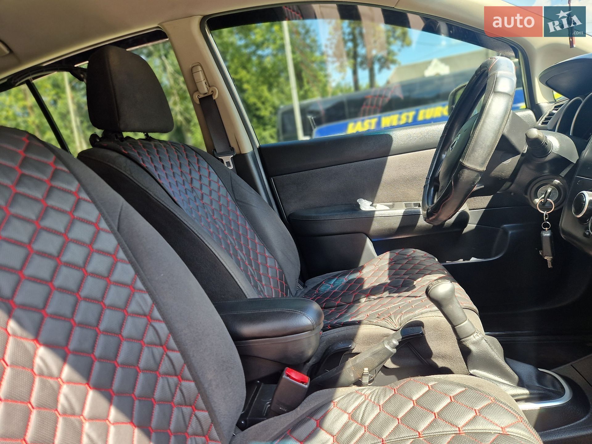 Nissan TIIDA 2008 VIN JN1CC13C18T016687 фото оголошення 8 з 17