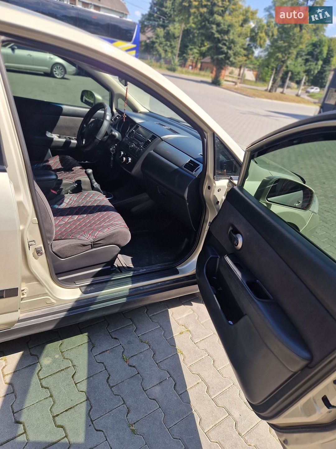 Nissan TIIDA 2008 VIN JN1CC13C18T016687 фото оголошення 9 з 17