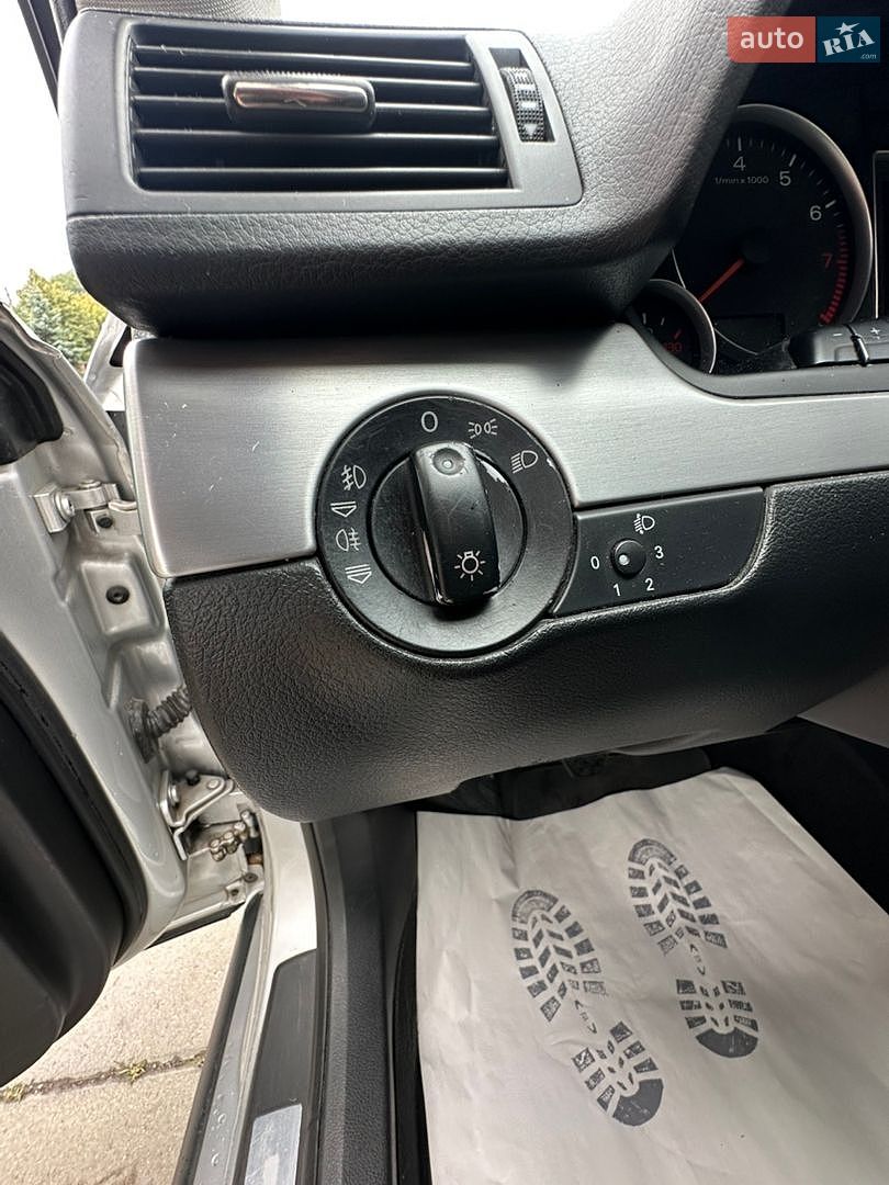 Audi A4 2006 VIN WAUZZZ8E76A232631 фото оголошення 26 з 57