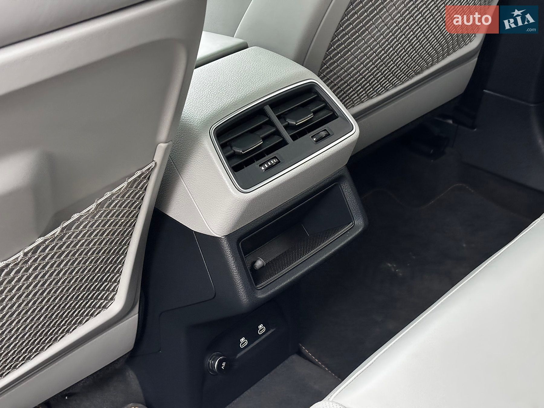 Audi e-tron 2021 VIN WAUZZZGE0NB016405 фото оголошення 21 з 39