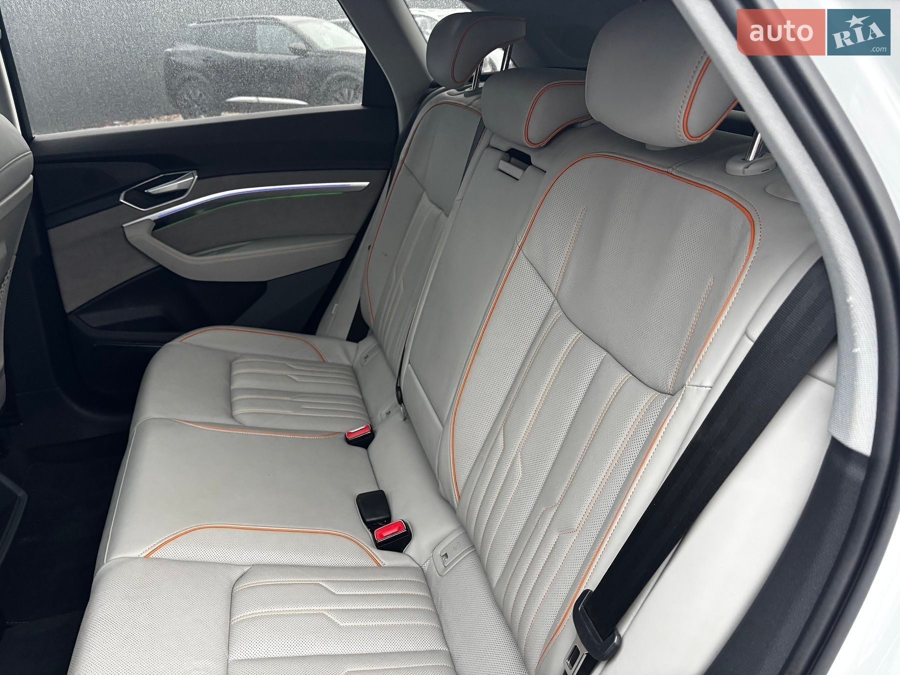 Audi e-tron 2021 VIN WAUZZZGE0NB016405 фото оголошення 23 з 39