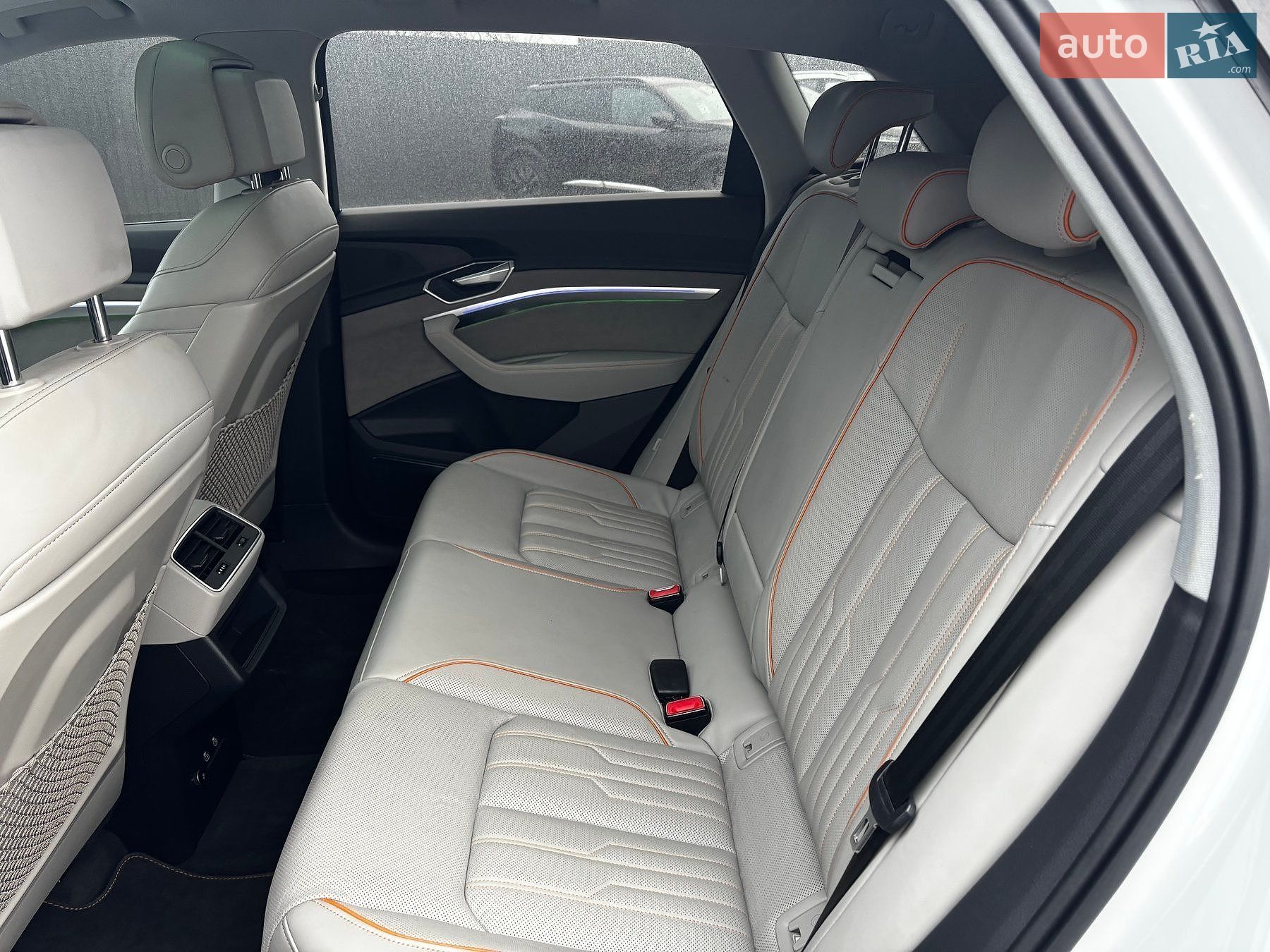 Audi e-tron 2021 VIN WAUZZZGE0NB016405 фото оголошення 26 з 39