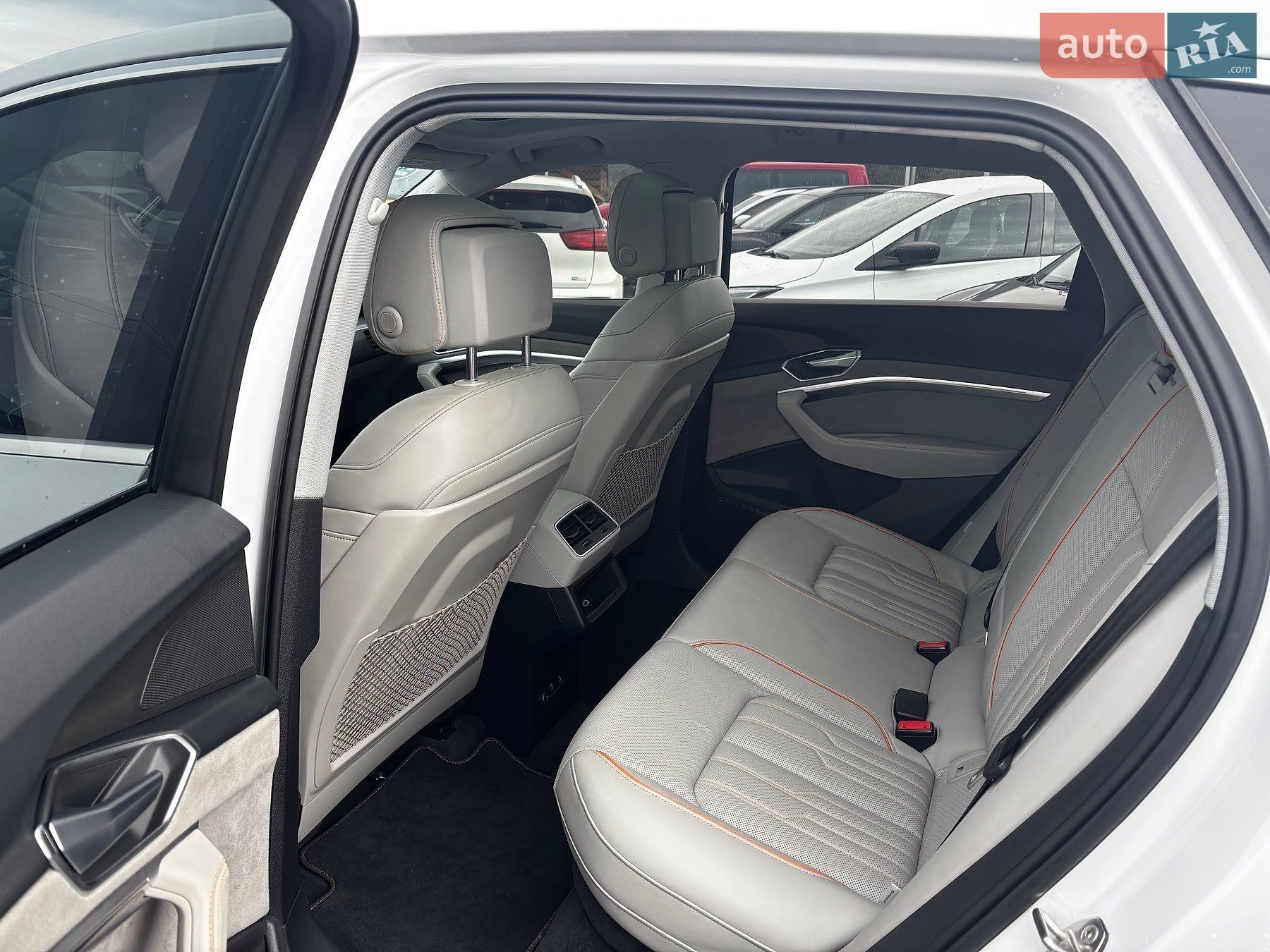 Audi e-tron 2021 VIN WAUZZZGE0NB016405 фото оголошення 38 з 39
