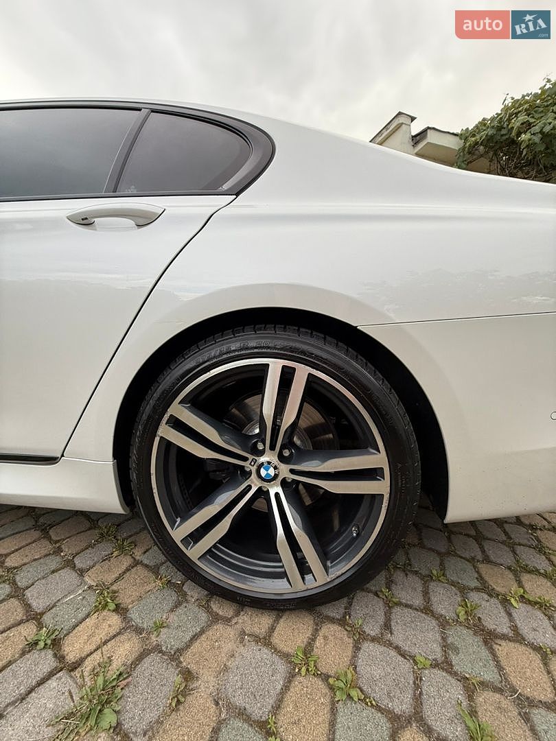 BMW 7 Series 2016 VIN WBA7C6108GG582094 фото оголошення 9 з 22