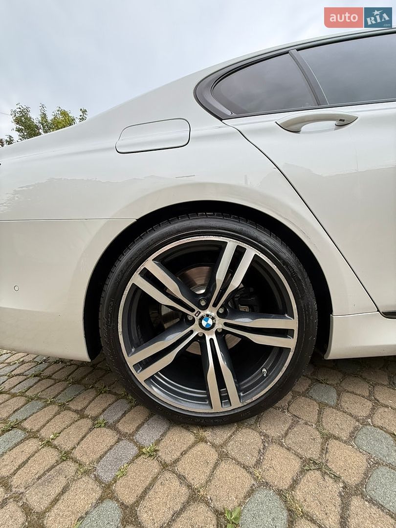 BMW 7 Series 2016 VIN WBA7C6108GG582094 фото оголошення 6 з 22