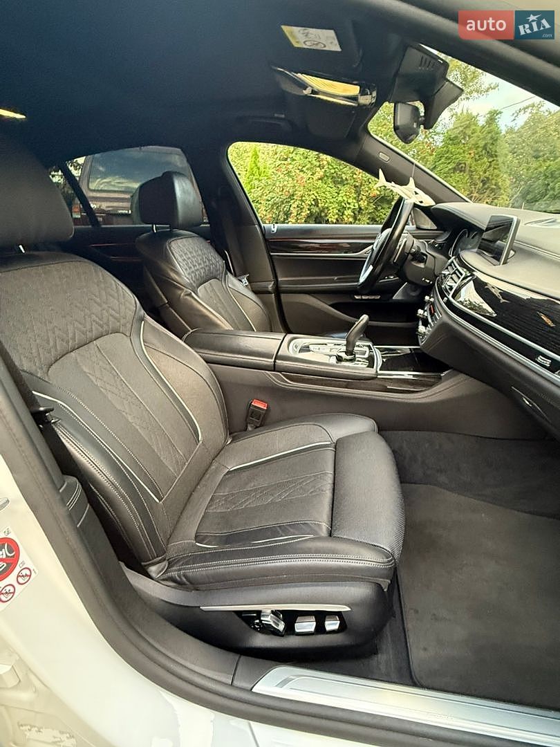 BMW 7 Series 2016 VIN WBA7C6108GG582094 фото оголошення 13 з 22