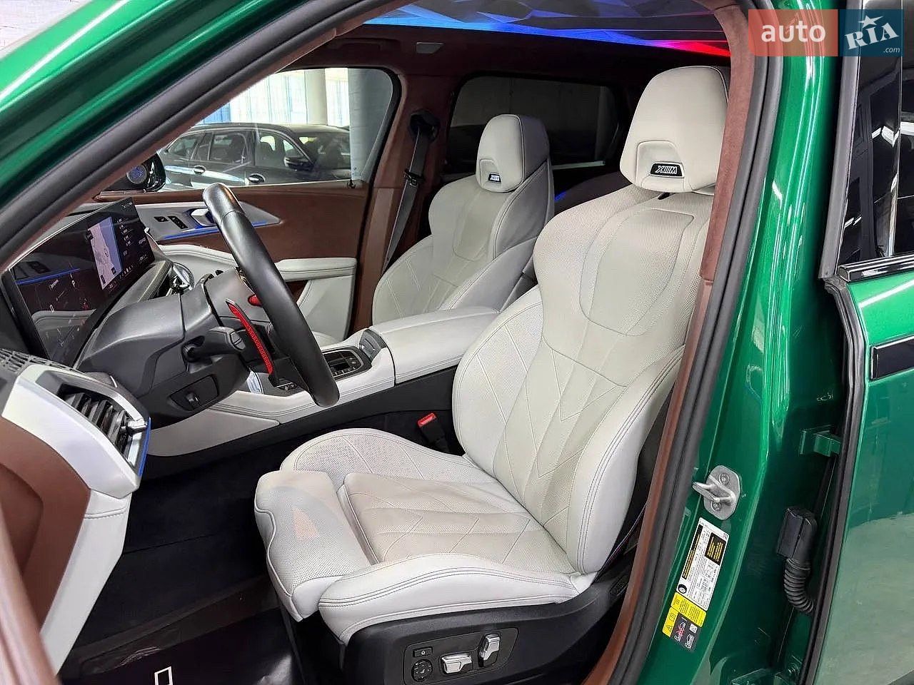 BMW XM 2023 VIN 5YM23CS05R9V07202 фото оголошення 10 з 17