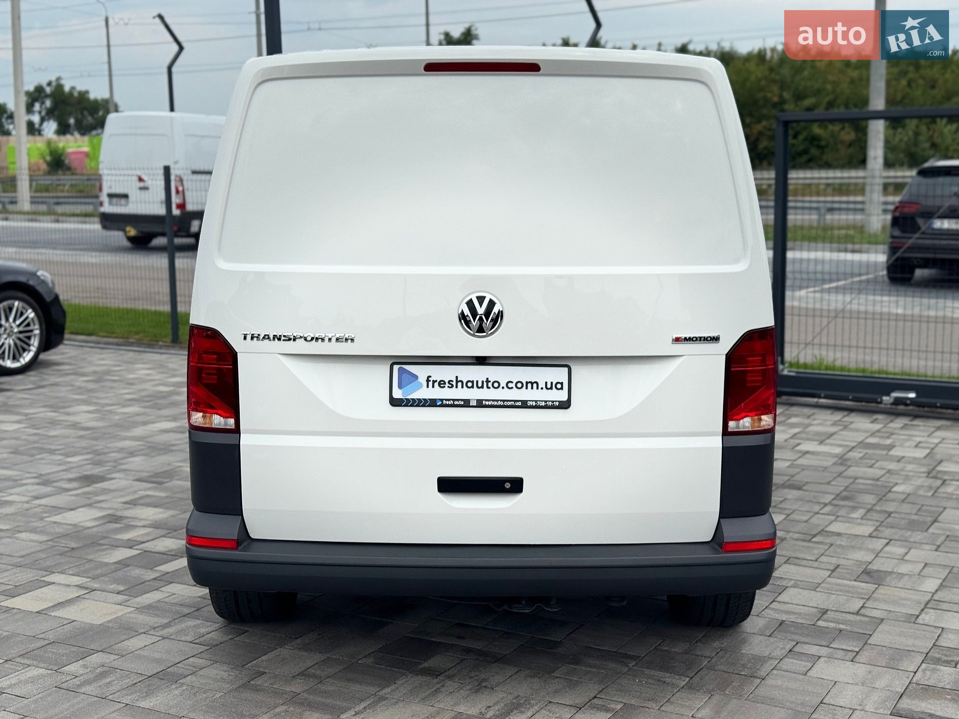 Volkswagen Transporter 2020 VIN WV1ZZZ7HZMH058162 фото оголошення 11 з 27