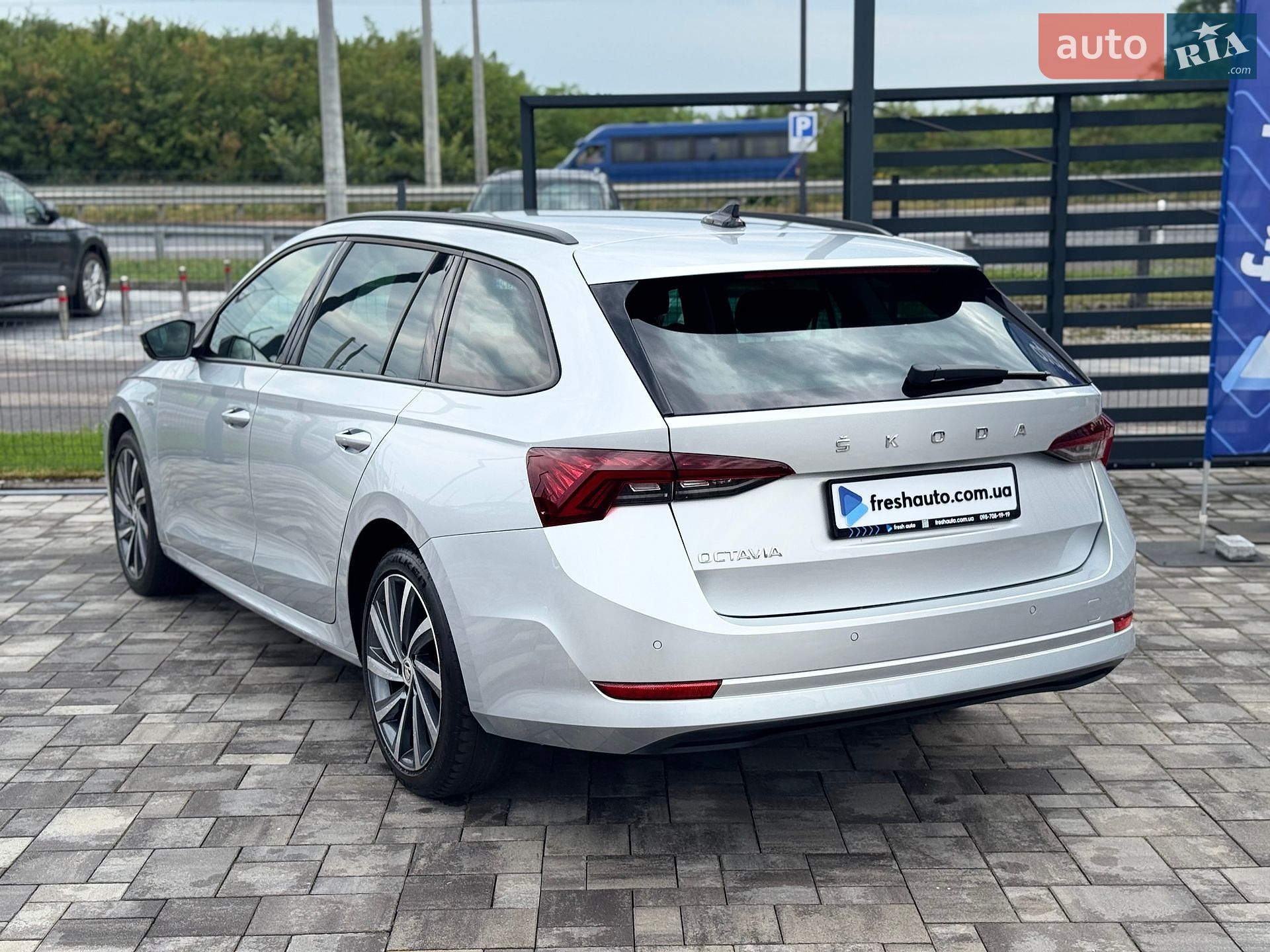 Skoda Octavia 2022 VIN TMBJJ8NX1PY064839 фото оголошення 10 з 42