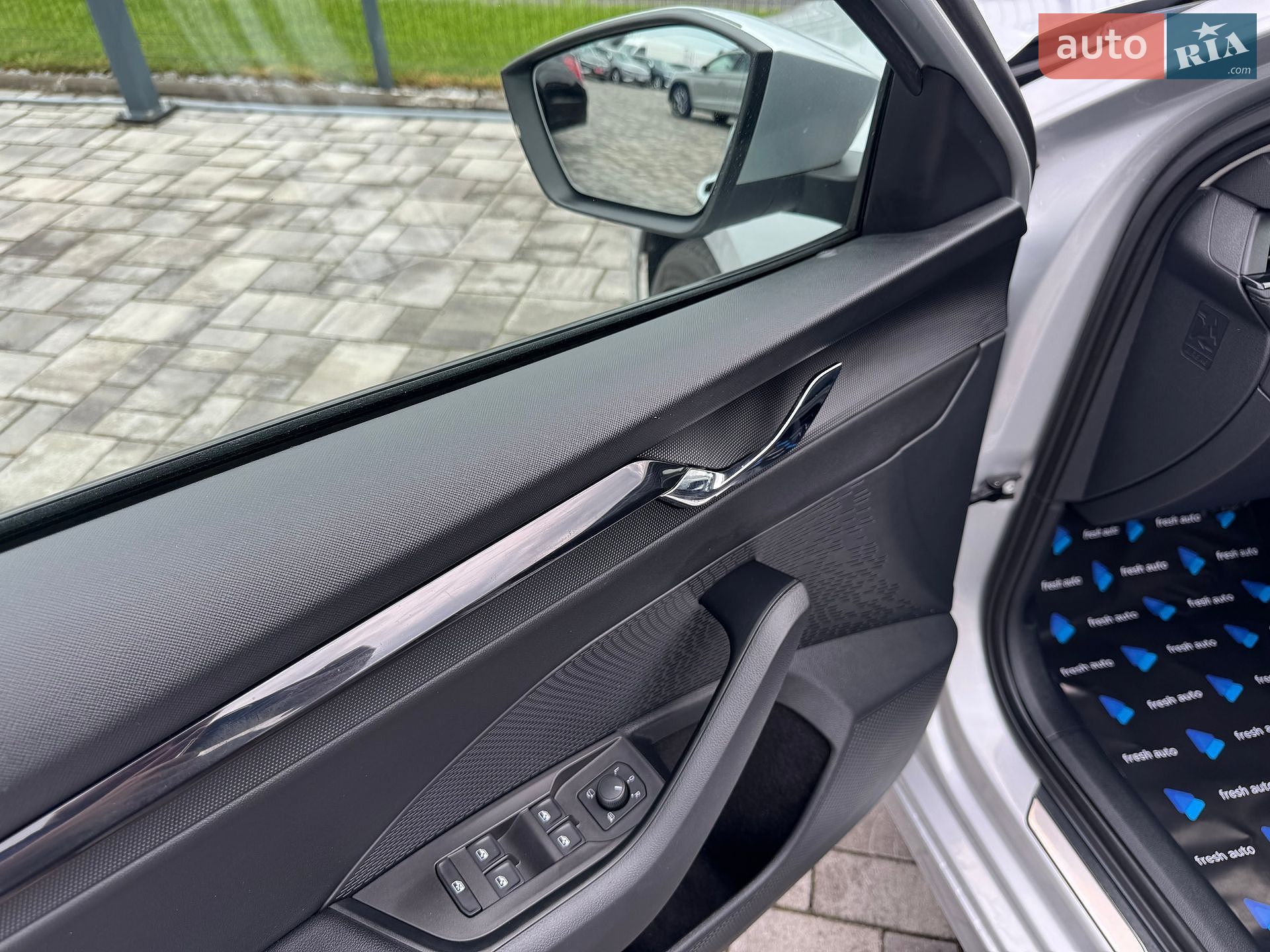 Skoda Octavia 2022 VIN TMBJJ8NX1PY064839 фото оголошення 14 з 42