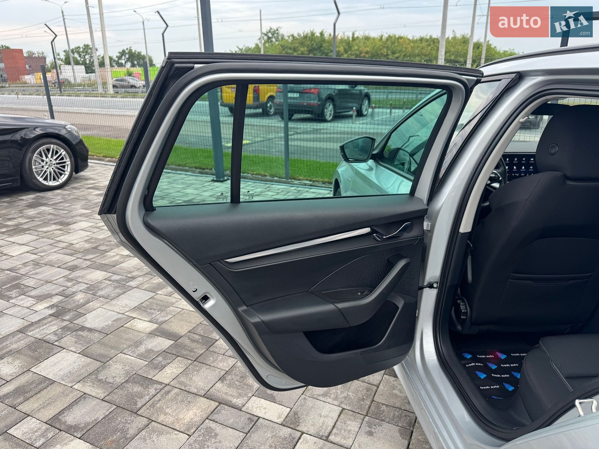 Skoda Octavia 2022 VIN TMBJJ8NX1PY064839 фото оголошення 28 з 42