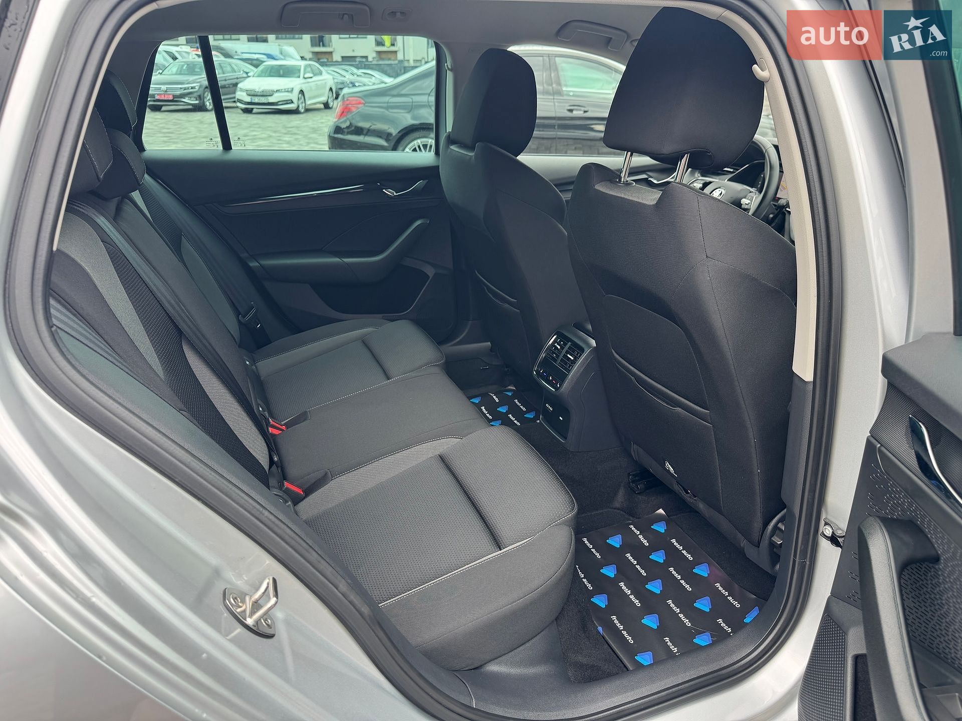Skoda Octavia 2022 VIN TMBJJ8NX1PY064839 фото оголошення 35 з 42