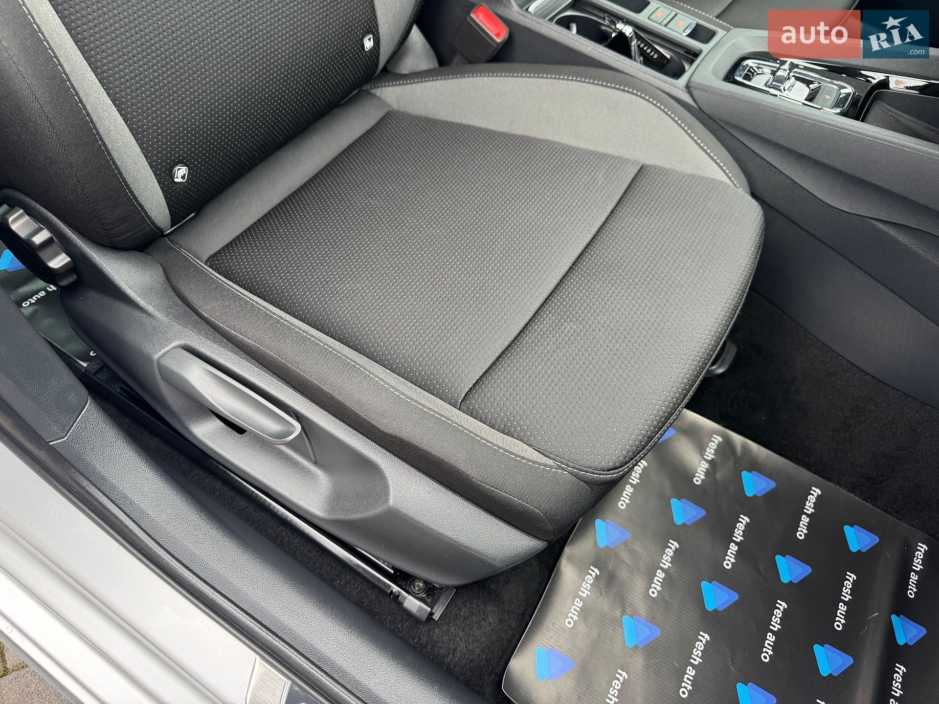 Skoda Octavia 2022 VIN TMBJJ8NX1PY064839 фото оголошення 38 з 42