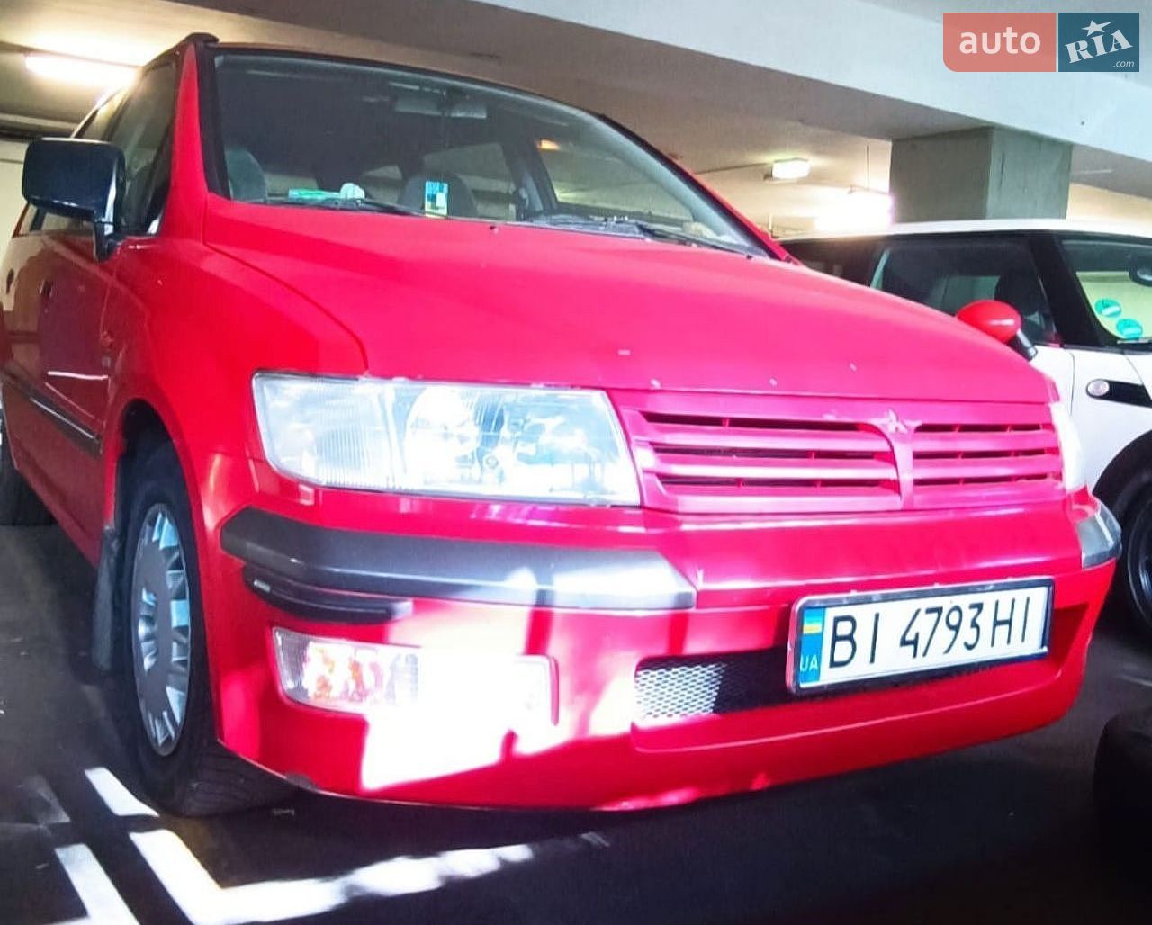 Mitsubishi Space Wagon 1999 VIN JMBLNN84WXZ005472 фото оголошення 4 з 29