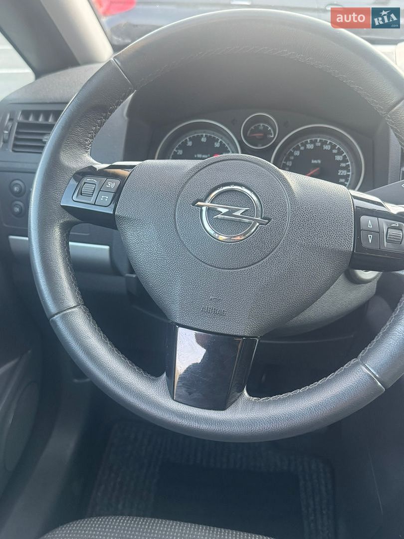 Opel Zafira 2013 VIN W0L0AHM75D2048075 фото оголошення 10 з 32
