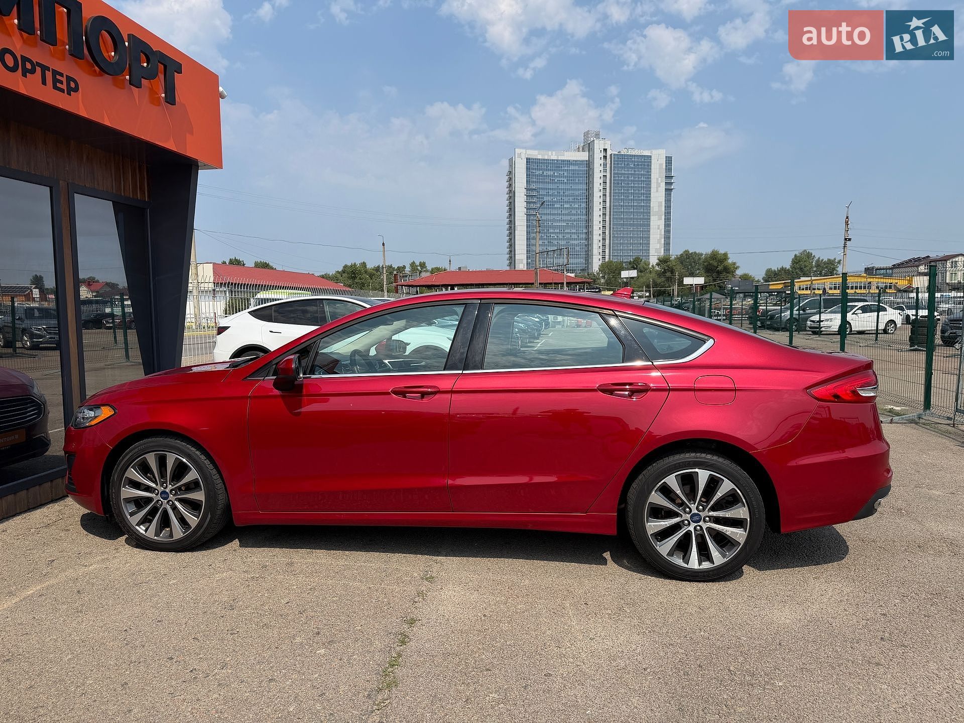 Ford Fusion 2020 VIN 3FA6P0T93LR157922 фото оголошення 10 з 112