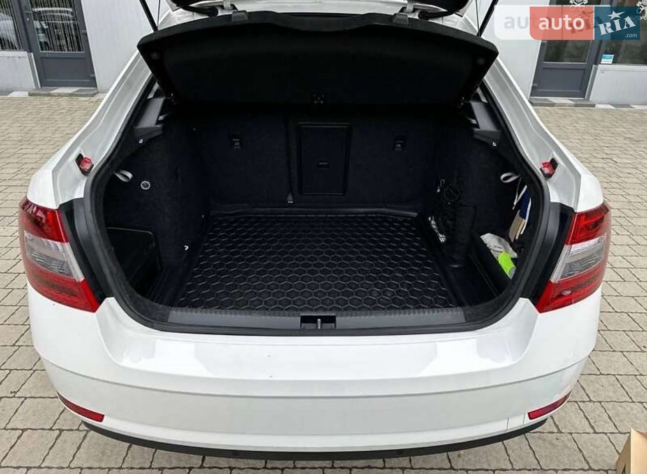 Skoda Octavia 2019 VIN TMBAJ7NE8K0163545 фото оголошення 5 з 23