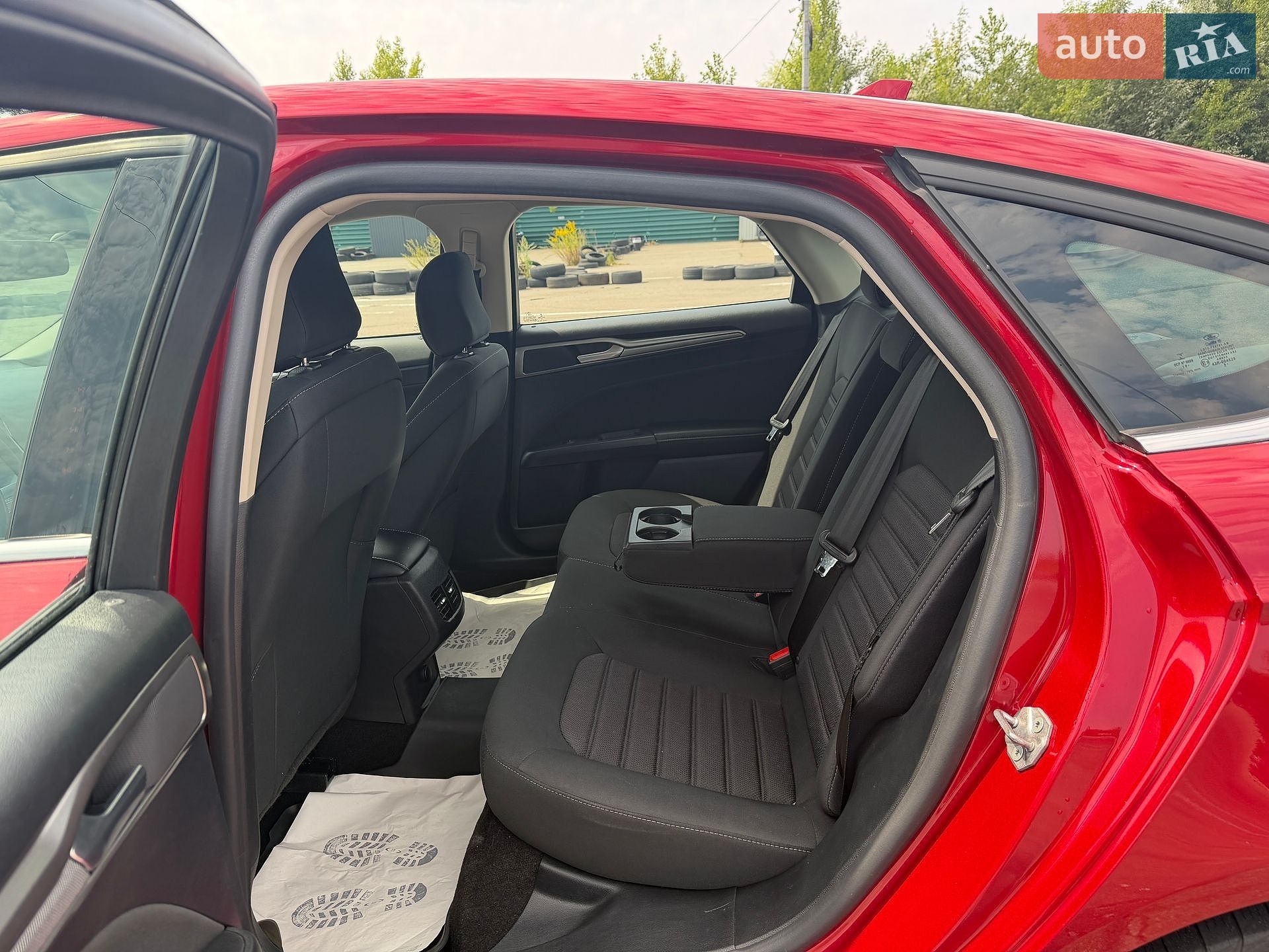 Ford Fusion 2020 VIN 3FA6P0T93LR157922 фото оголошення 29 з 112