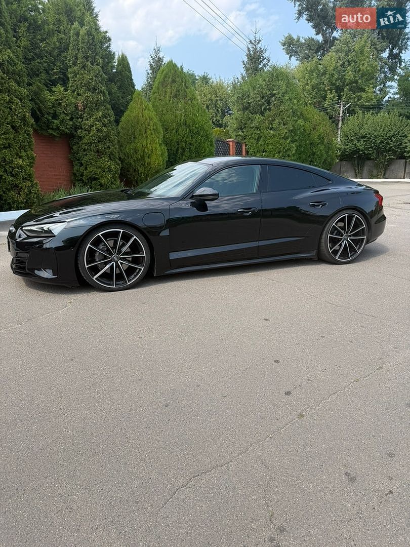 Audi e-tron GT 2021 VIN WAUZZZFW1N7003417 фото оголошення 4 з 20